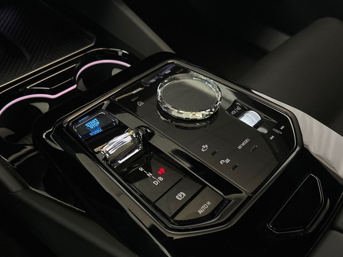 BMW i5 2023