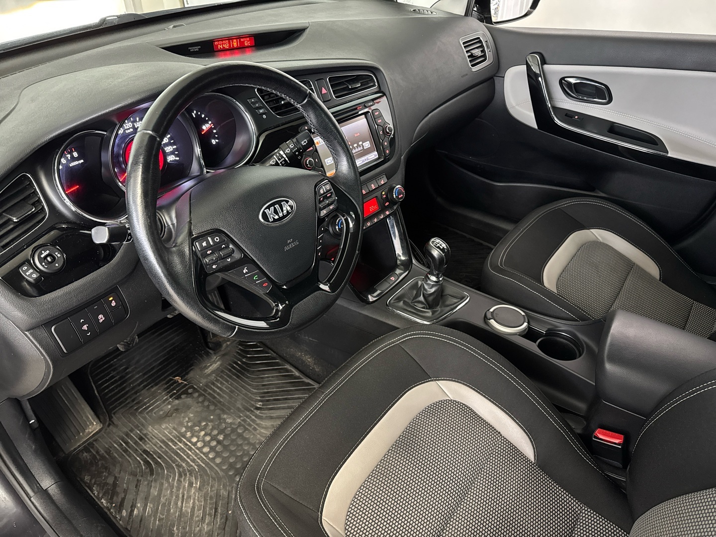 KIA cee'd 2014