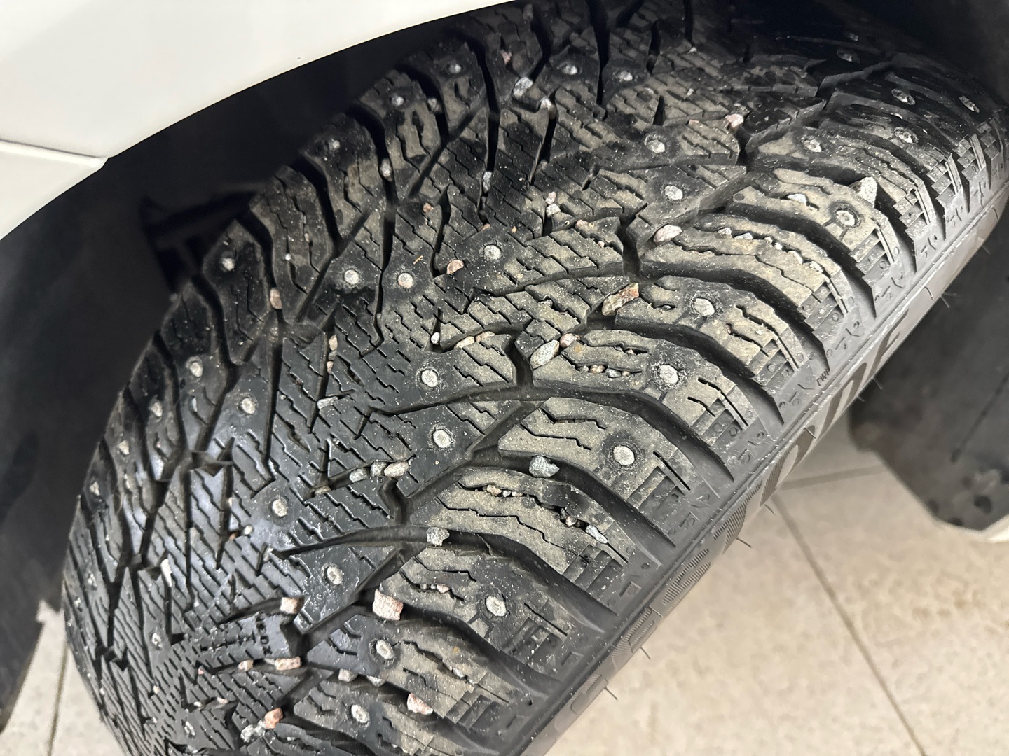 MERCEDES-BENZ E 2013