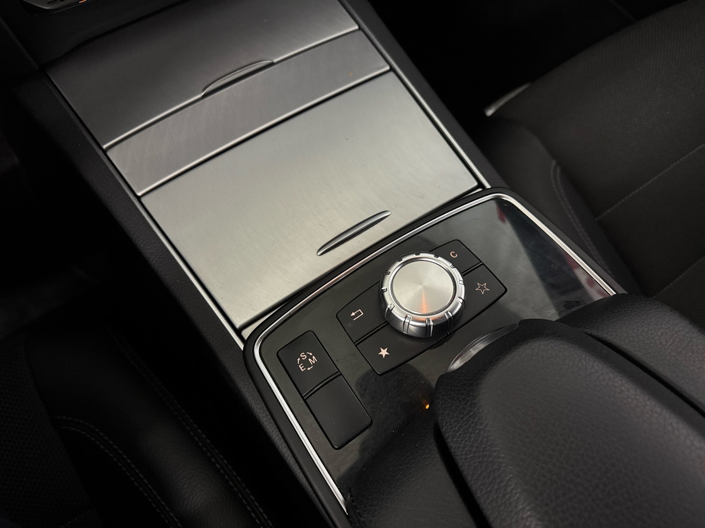 MERCEDES-BENZ E 2013