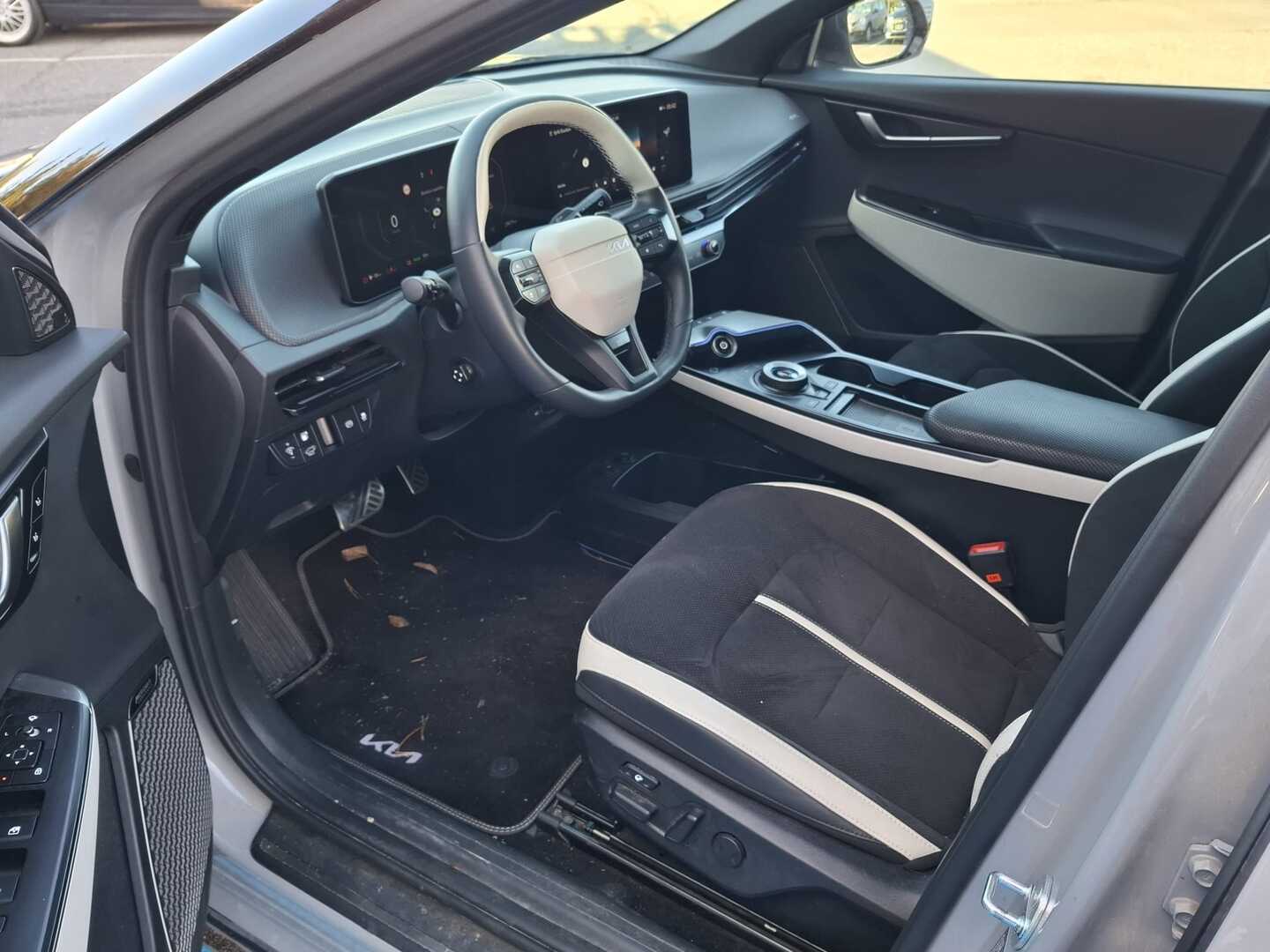 KIA EV6 2025