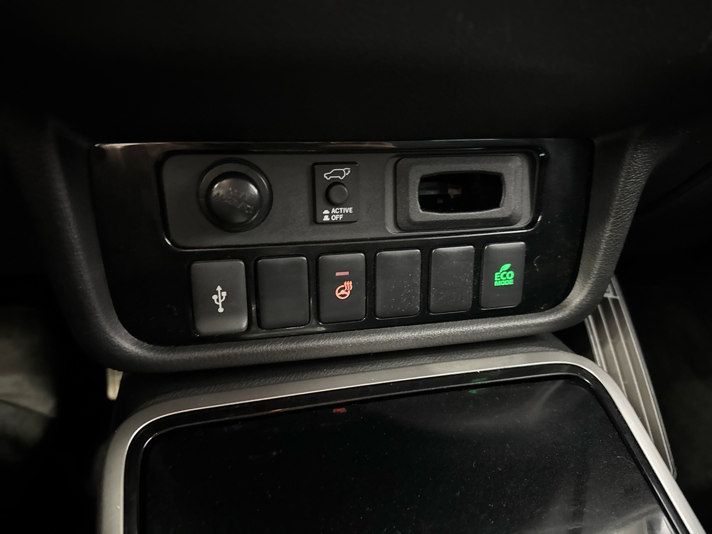 MITSUBISHI Outlander PHEV 2021