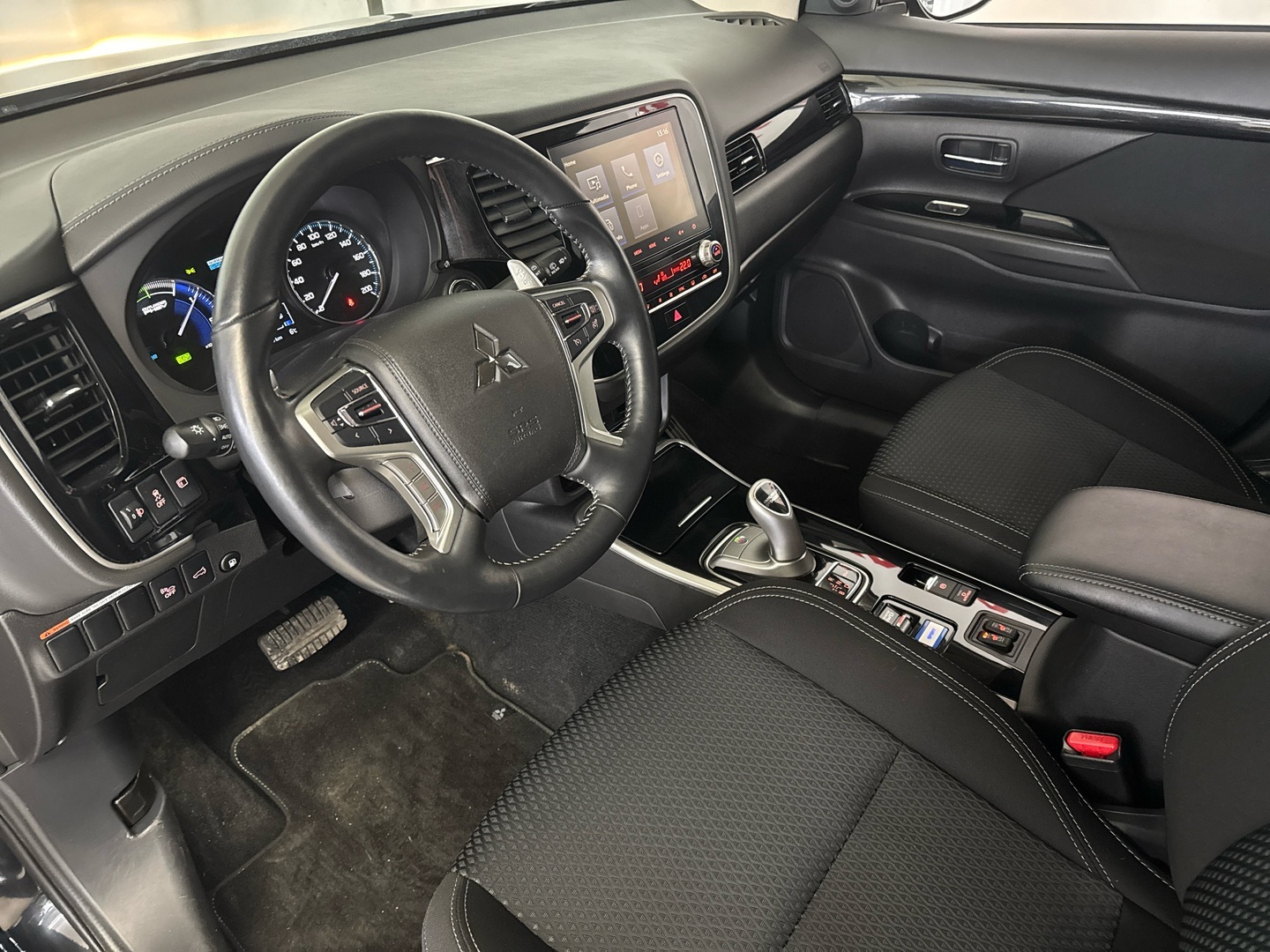MITSUBISHI Outlander PHEV 2021