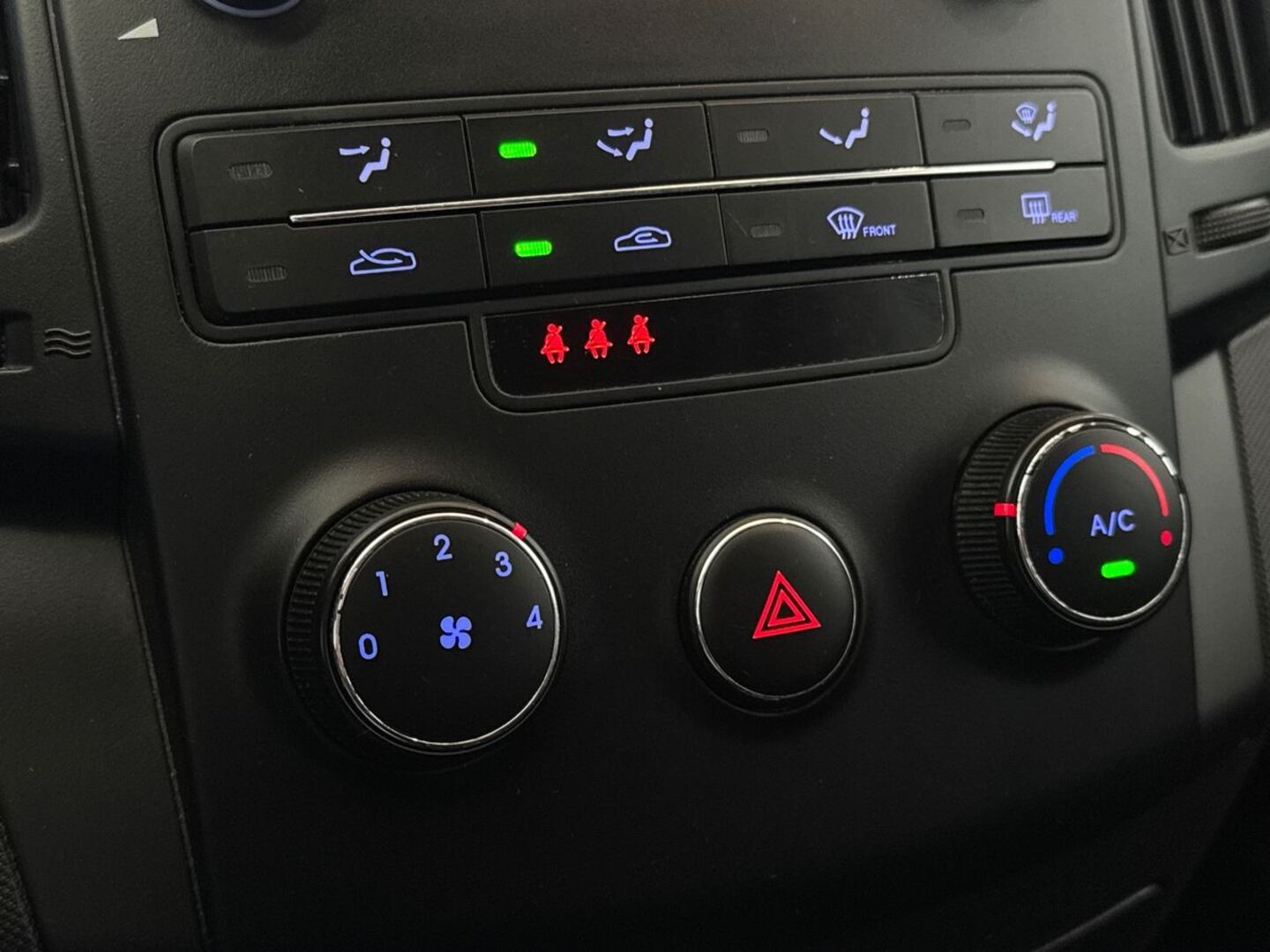 HYUNDAI i30 2010