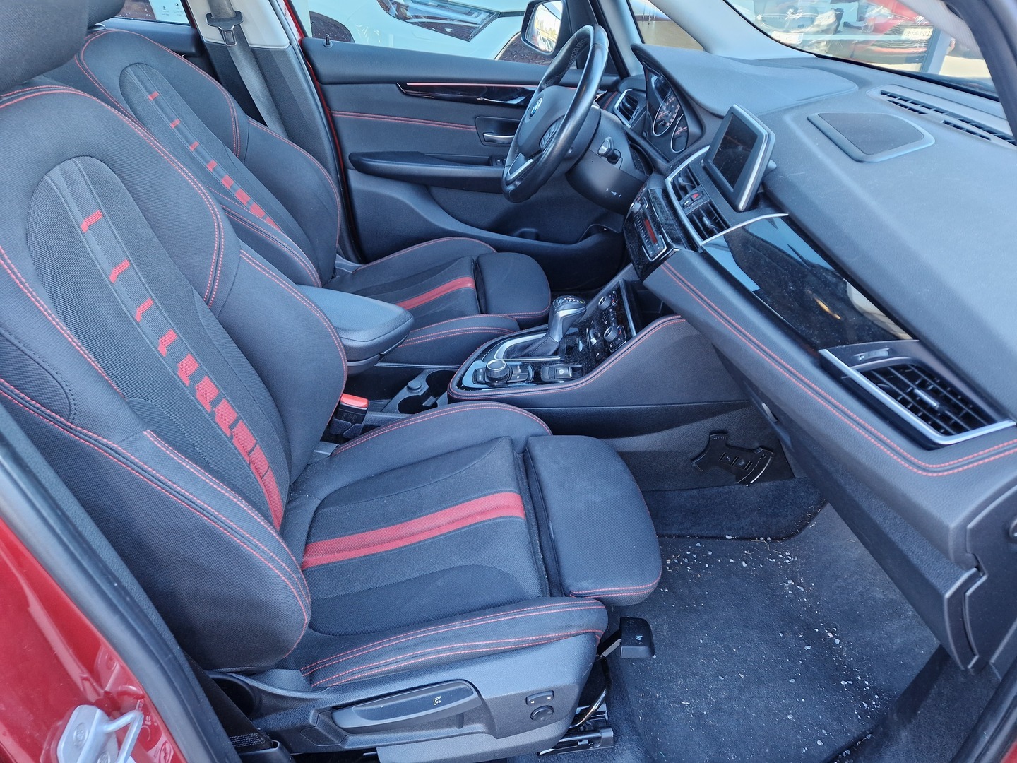 BMW 225 2017
