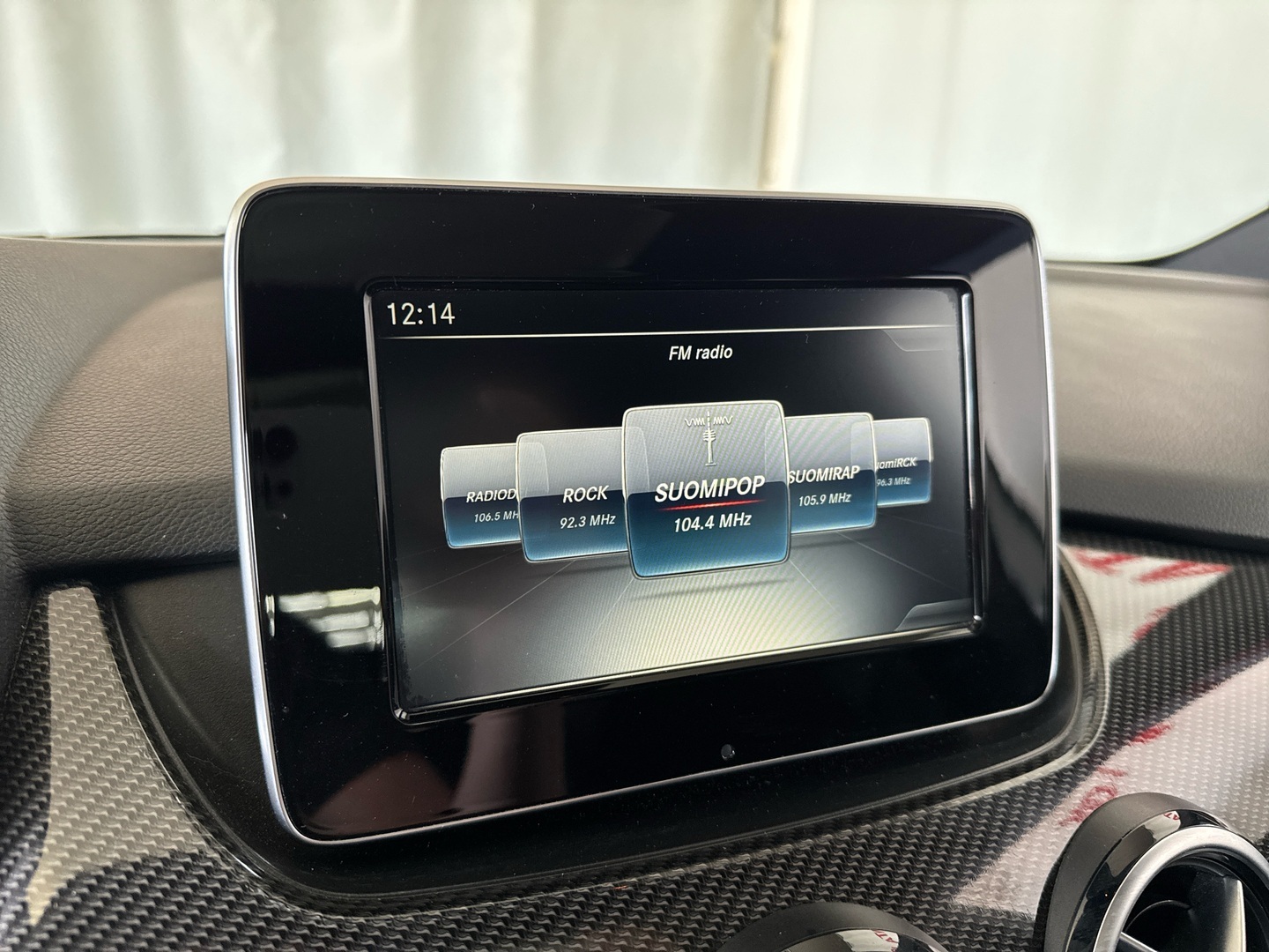 MERCEDES-BENZ B 2016