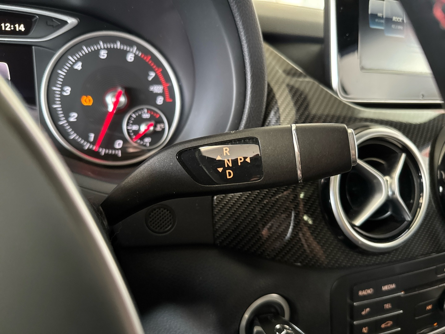 MERCEDES-BENZ B 2016