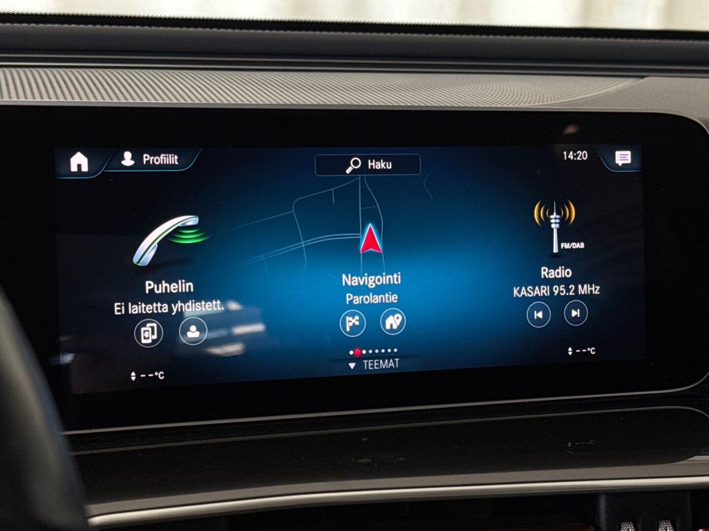 MERCEDES-BENZ EQC 2020