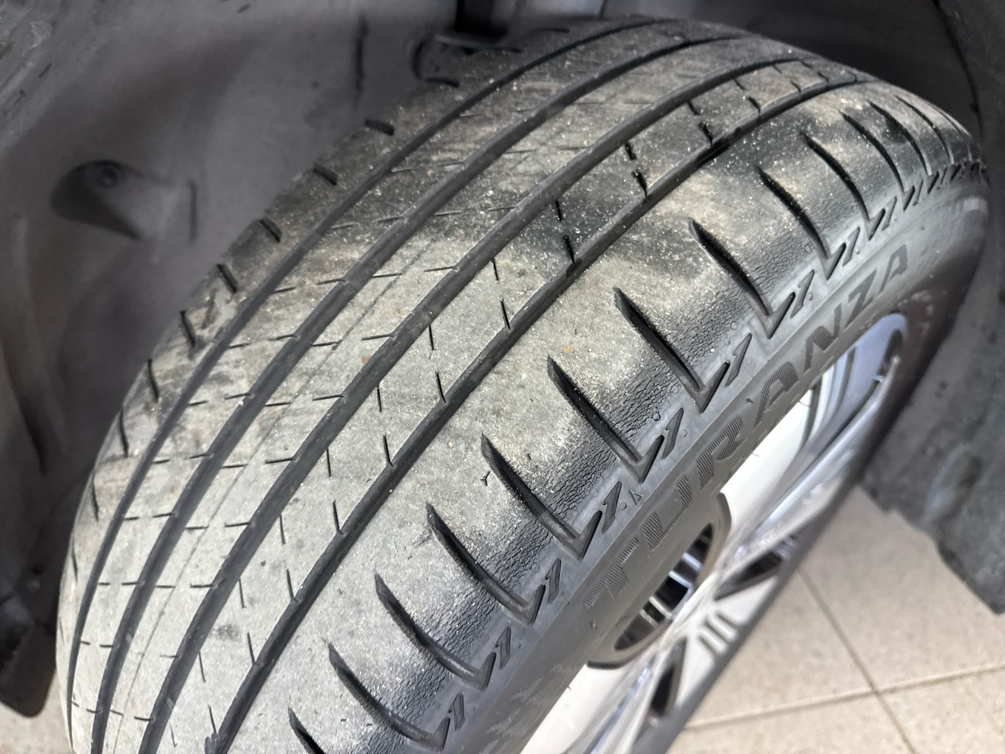 MERCEDES-BENZ EQA 2021