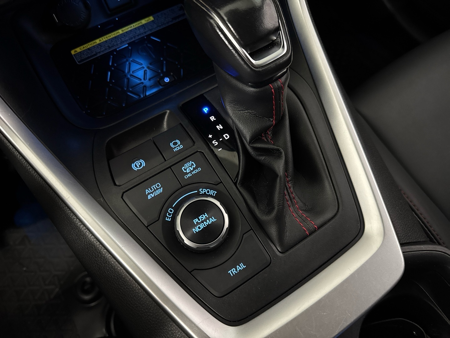 TOYOTA RAV4 Plug-in 2021