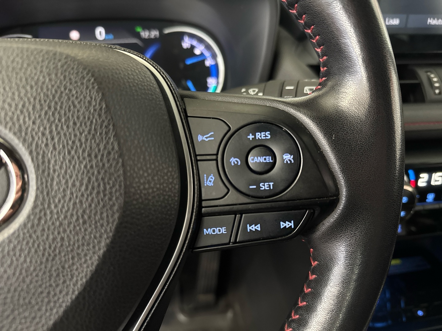 TOYOTA RAV4 Plug-in 2021