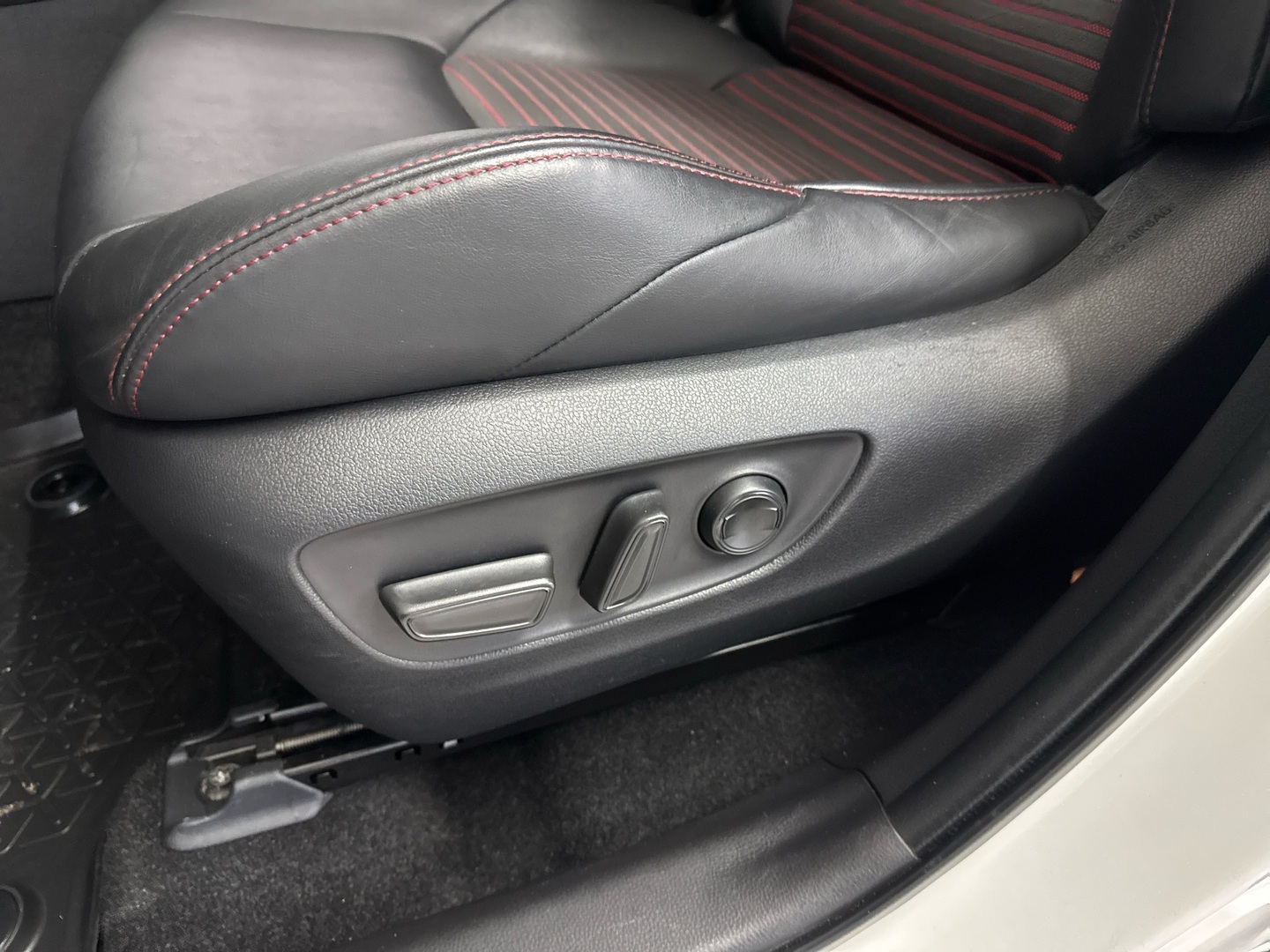 TOYOTA RAV4 Plug-in 2021