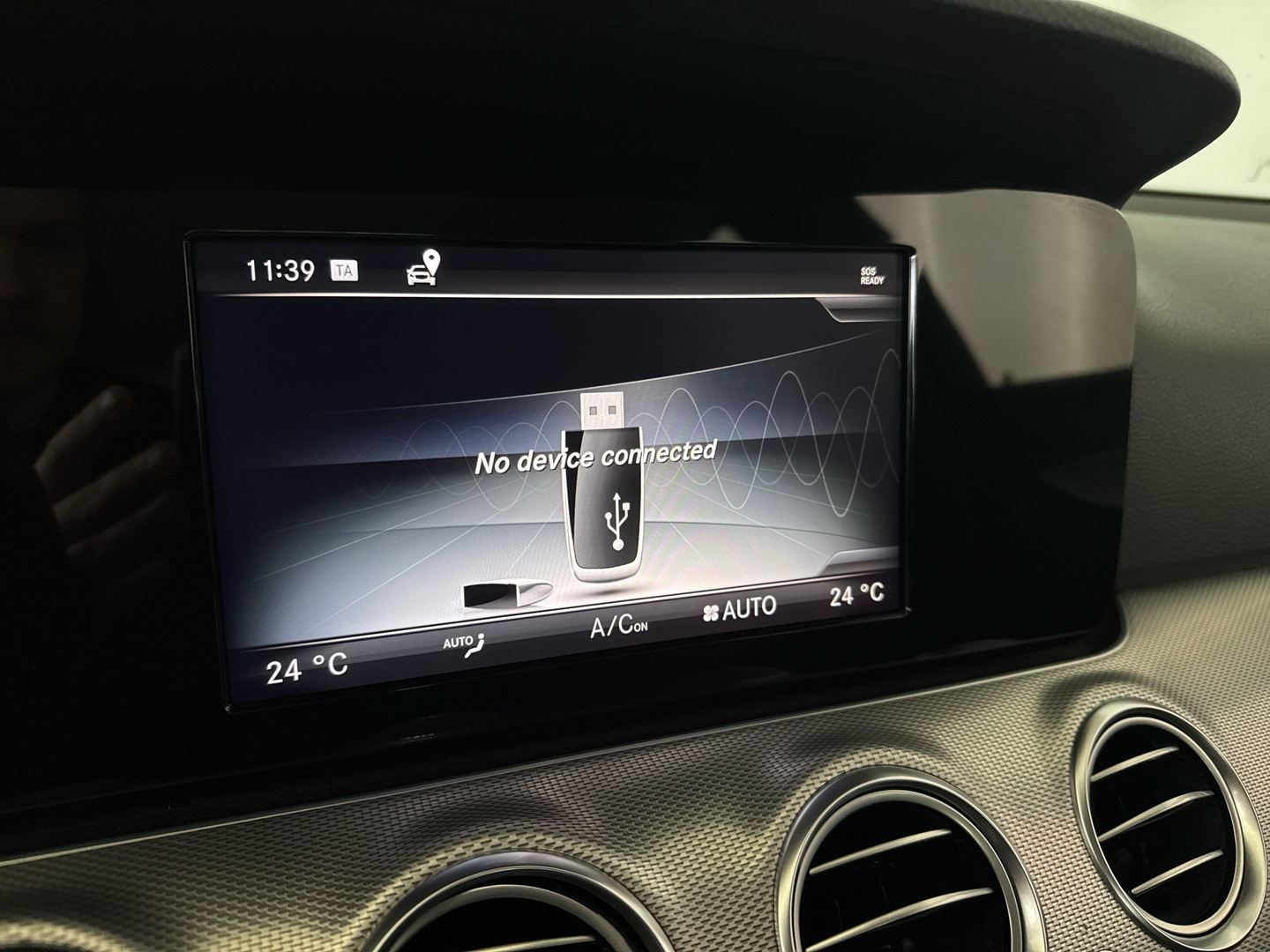 MERCEDES-BENZ E 2017