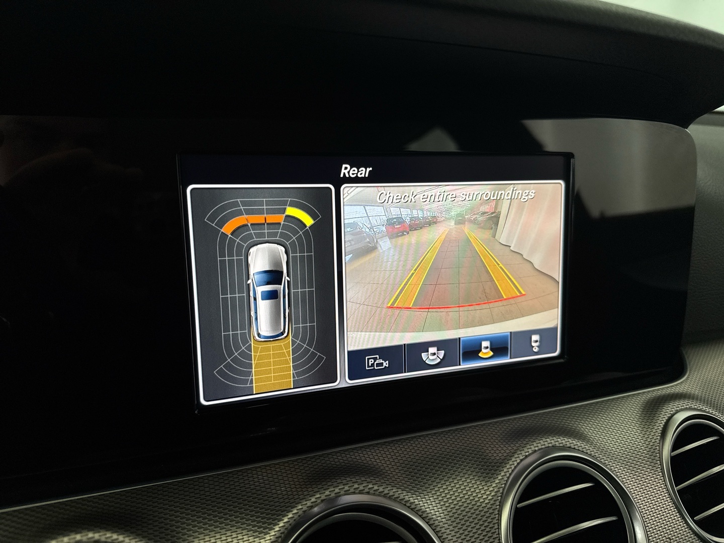 MERCEDES-BENZ E 2017