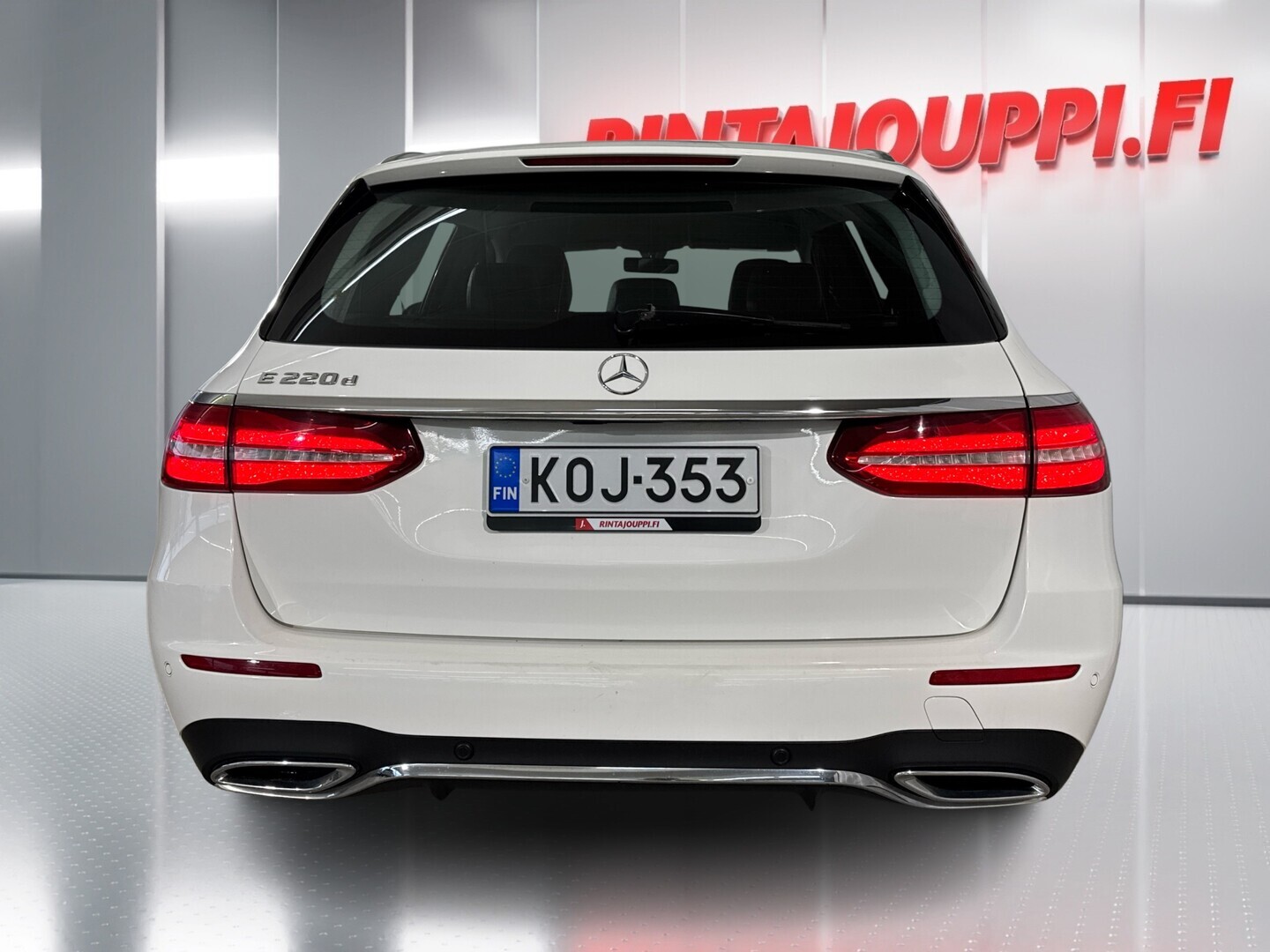 MERCEDES-BENZ E 2017