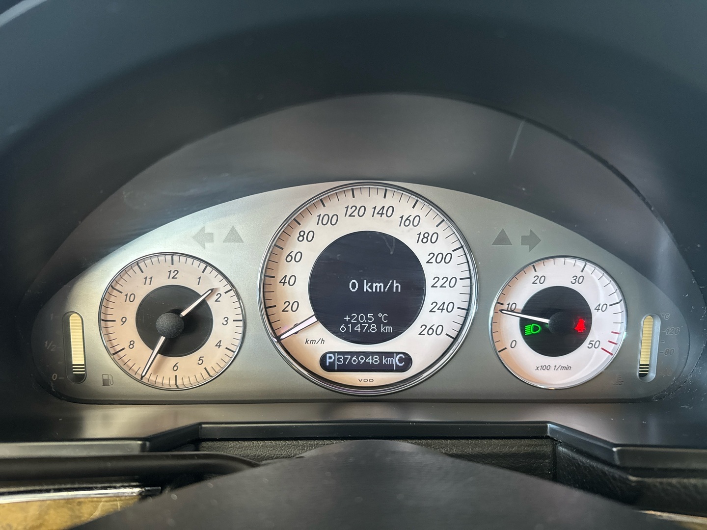 MERCEDES-BENZ E 2007