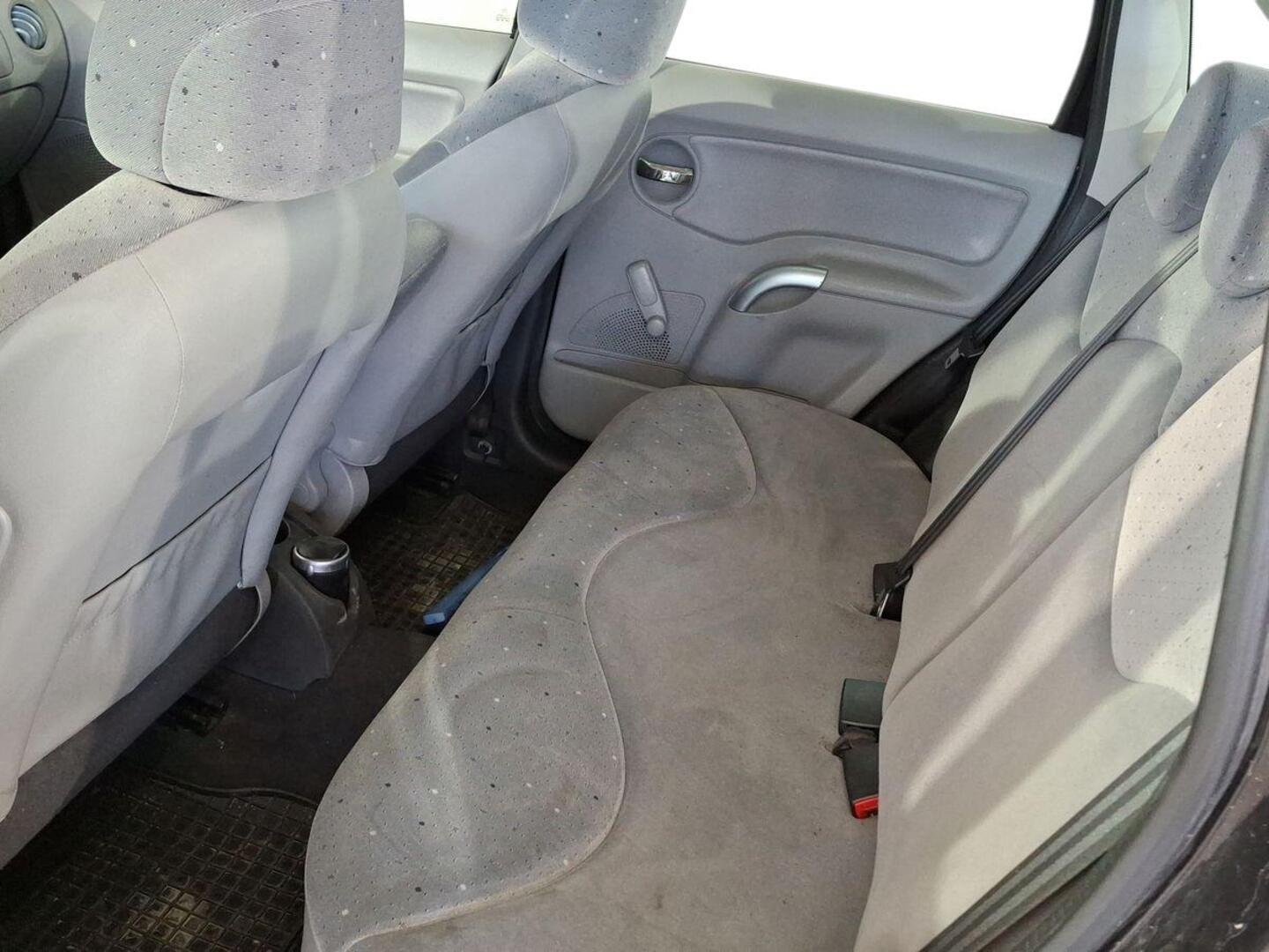 CITROEN C3 2004