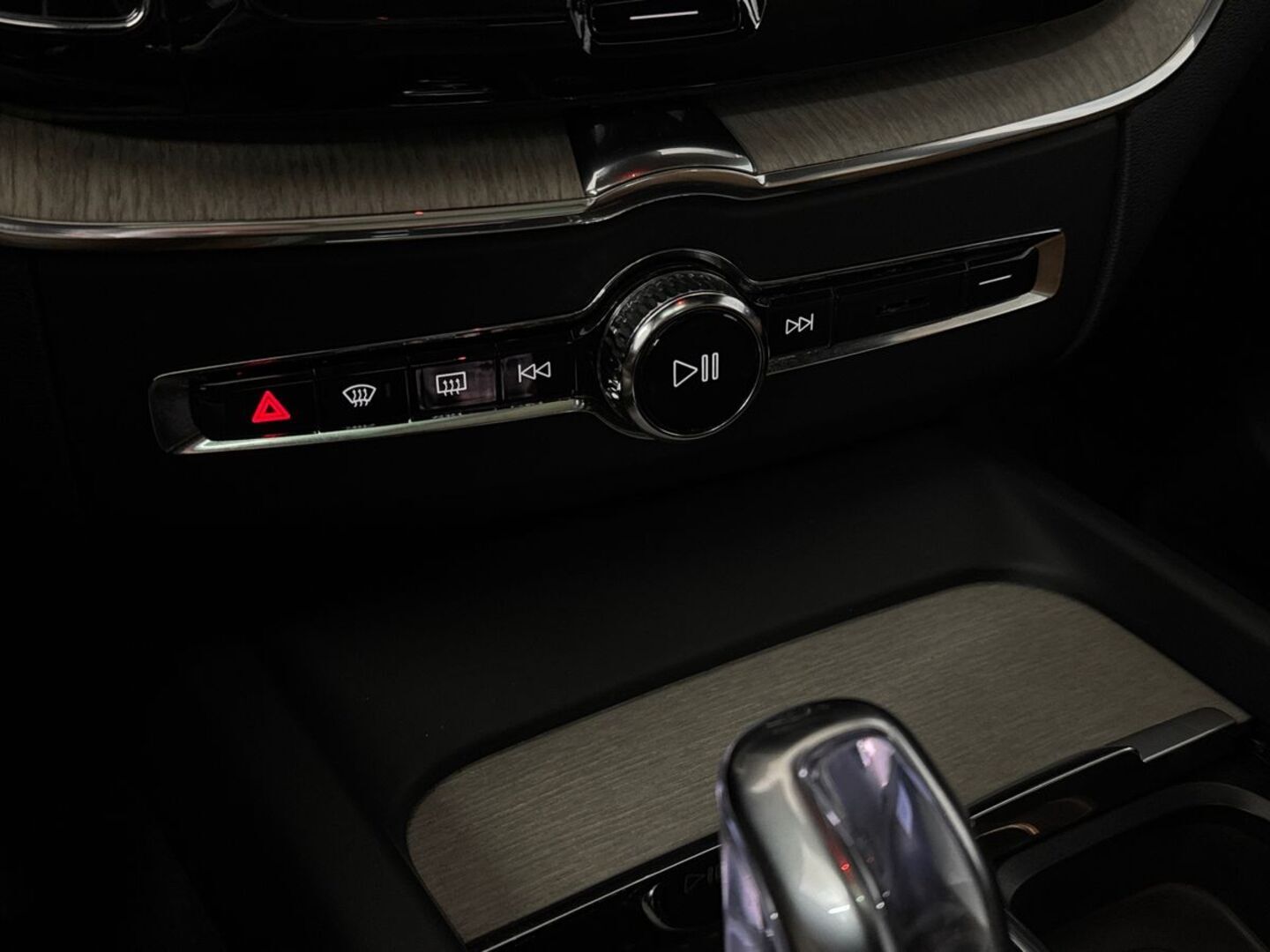 VOLVO XC60 22