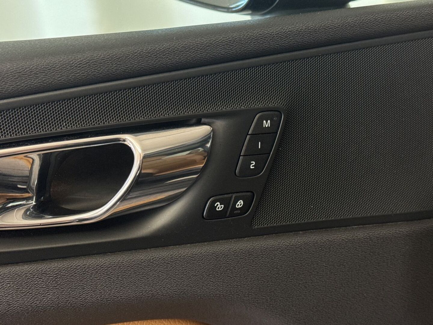VOLVO XC60 27
