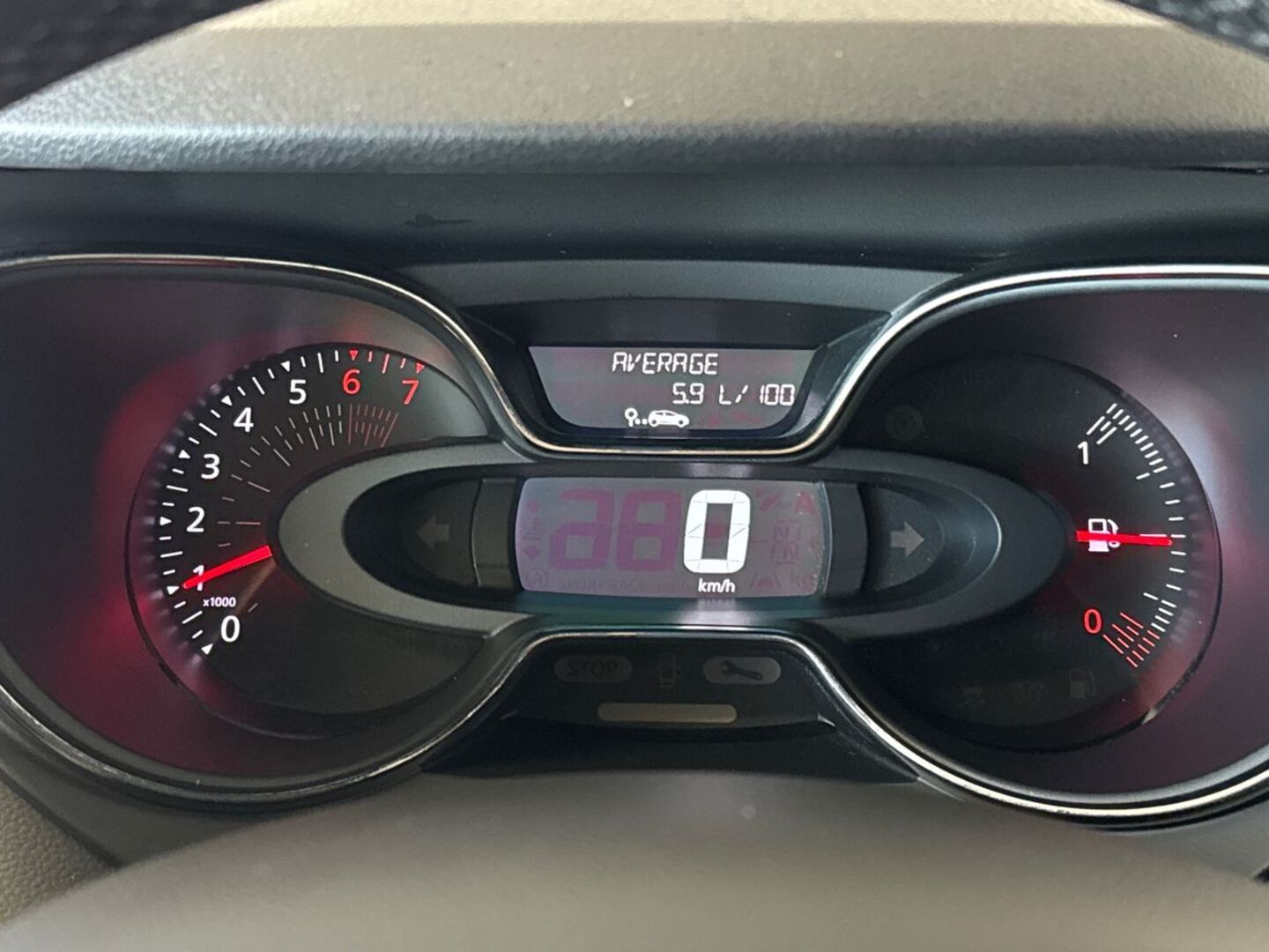 RENAULT Captur 2018