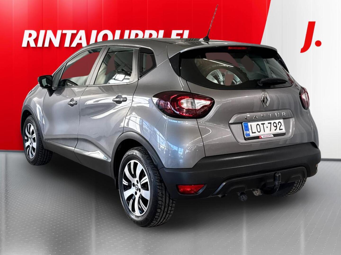 RENAULT Captur 2018