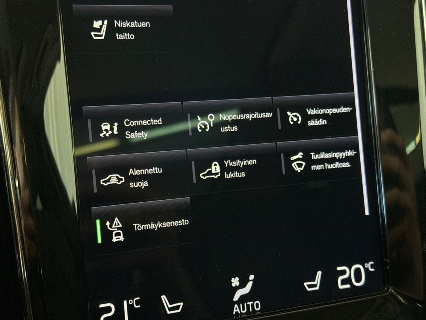 VOLVO V60 22