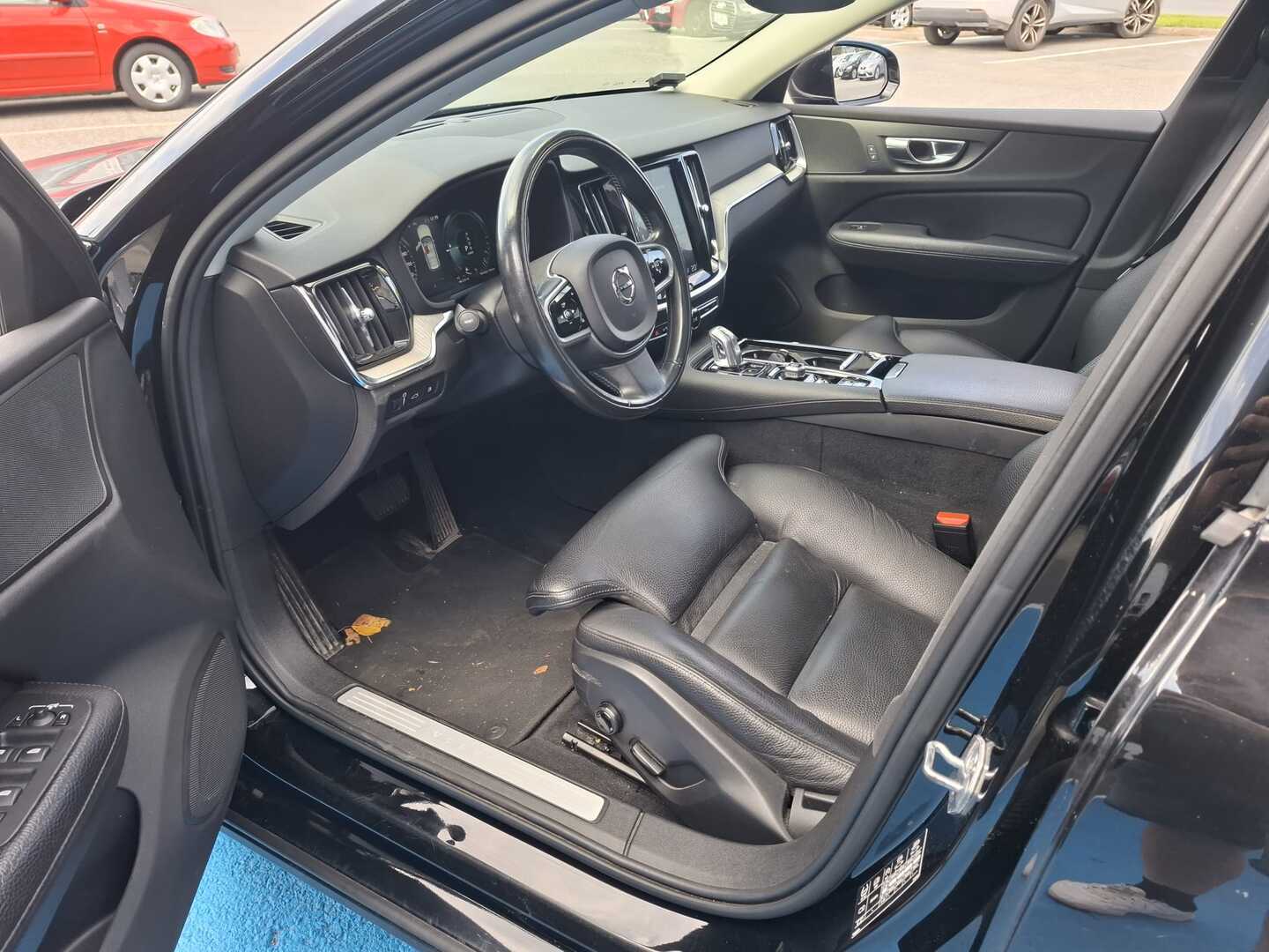 VOLVO V60 2019
