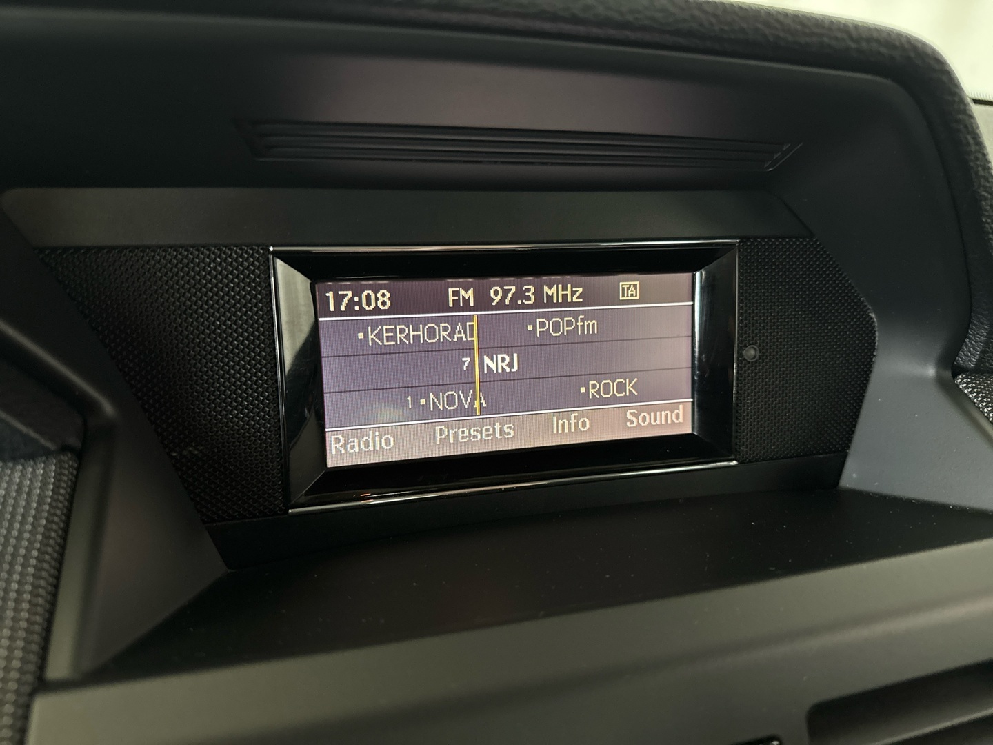 MERCEDES-BENZ GLK 2010