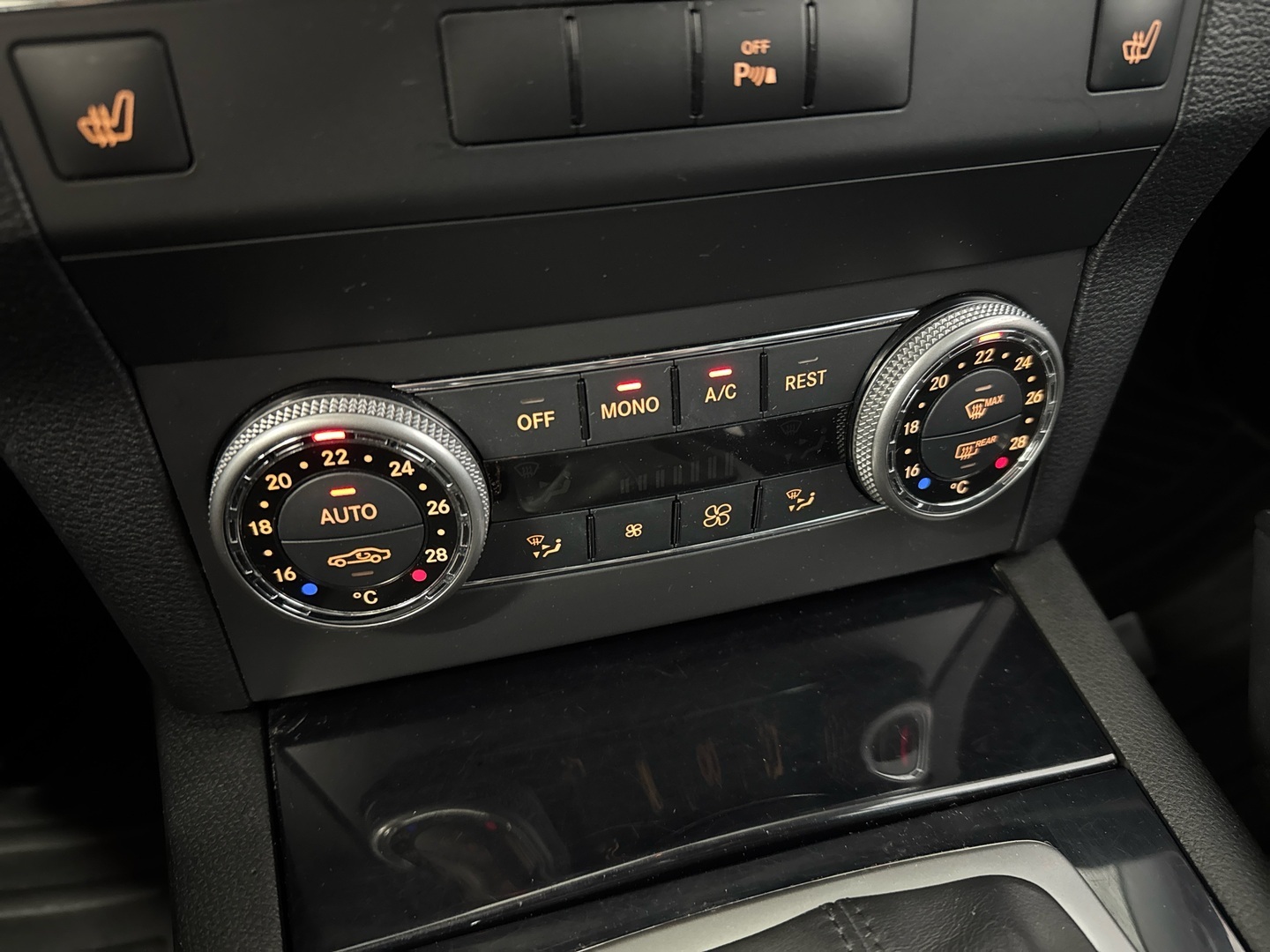 MERCEDES-BENZ GLK 2010