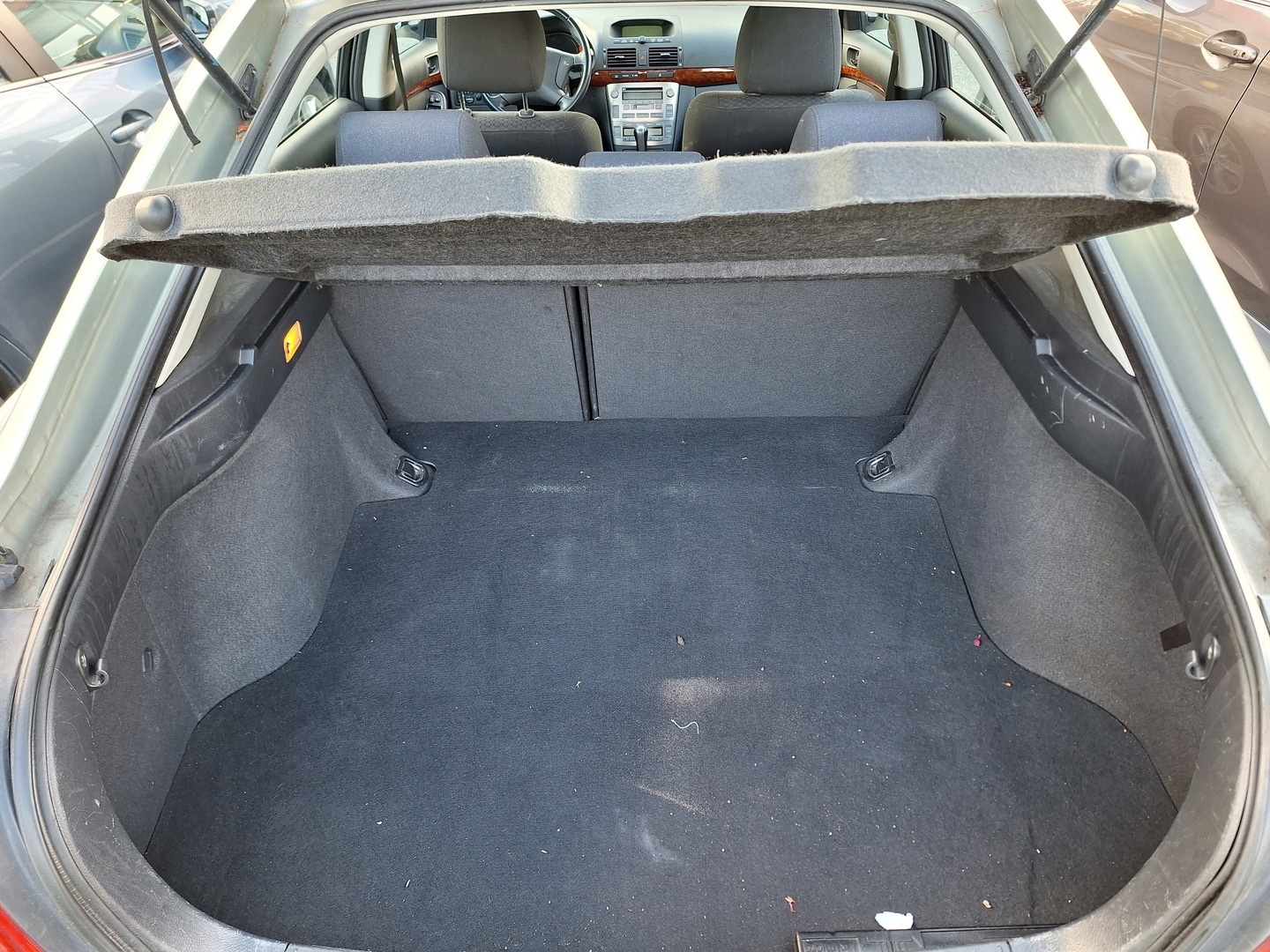 TOYOTA Avensis 2006
