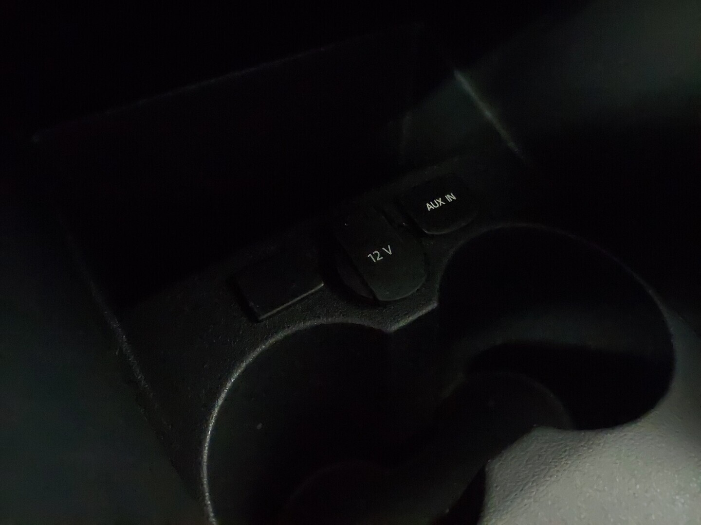 VOLKSWAGEN Polo 2013