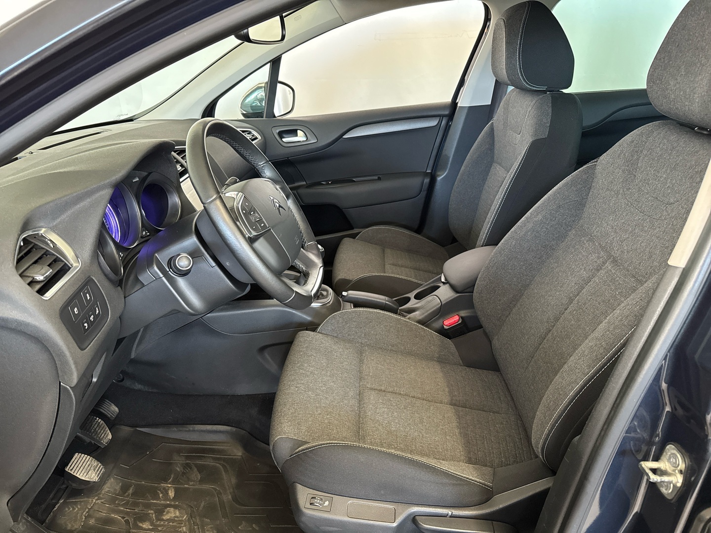 CITROEN C4 2015