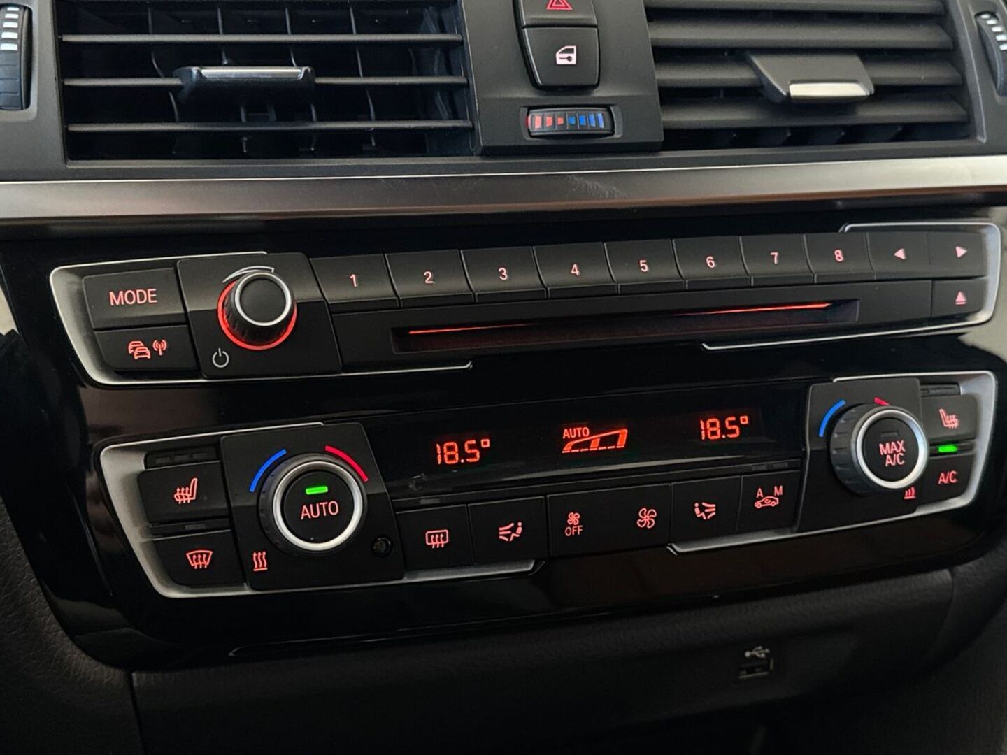 BMW 318 2019