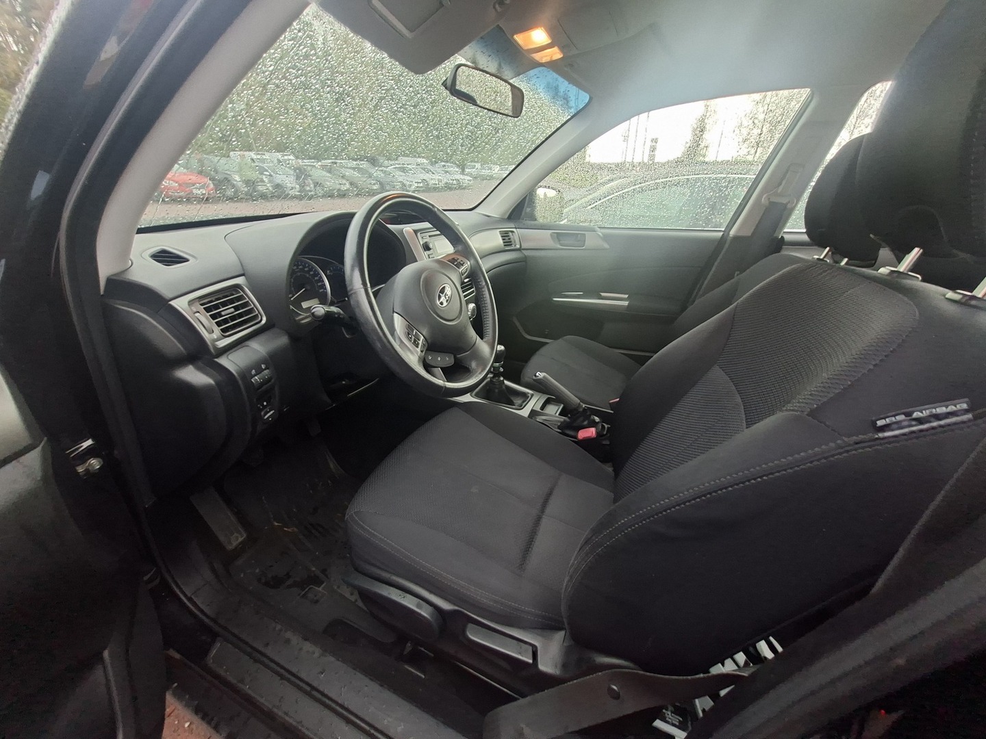 SUBARU Forester 2011