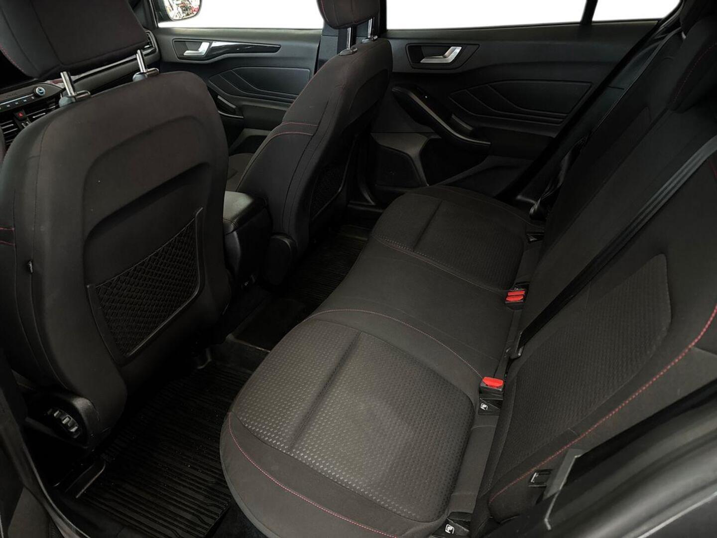 FORD Focus 10