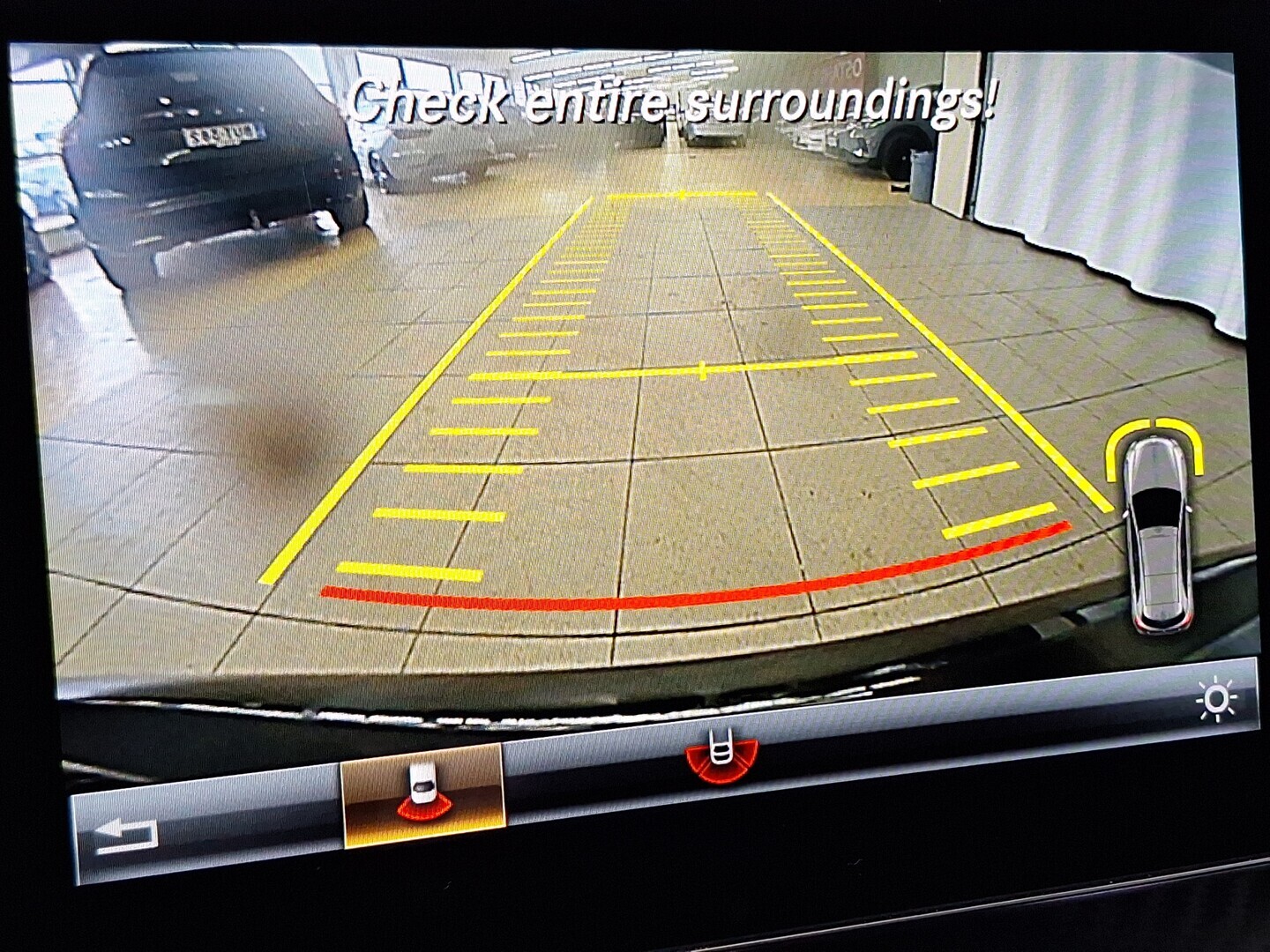 MERCEDES-BENZ A 2015