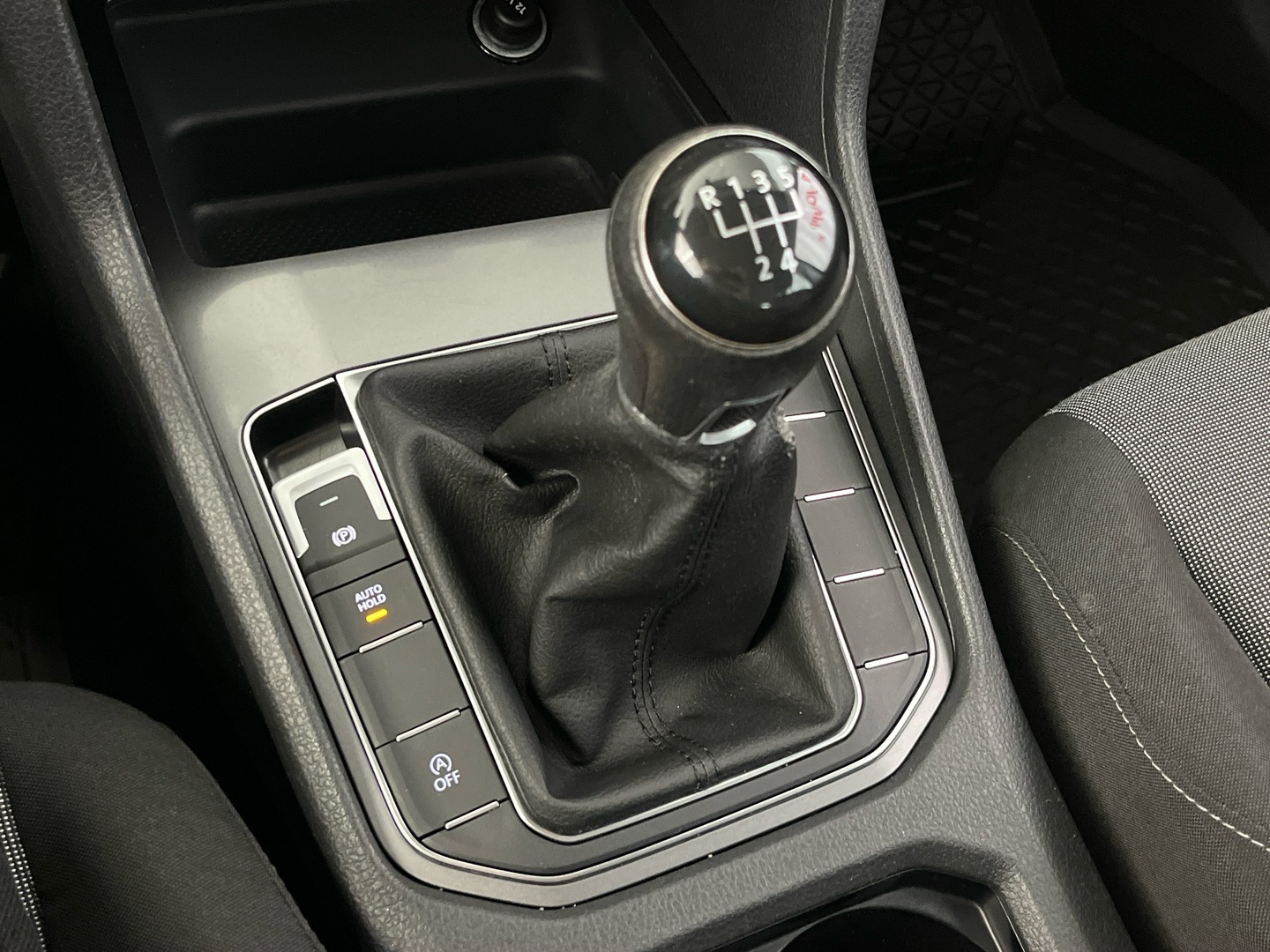 VOLKSWAGEN Golf Sportsvan 2014