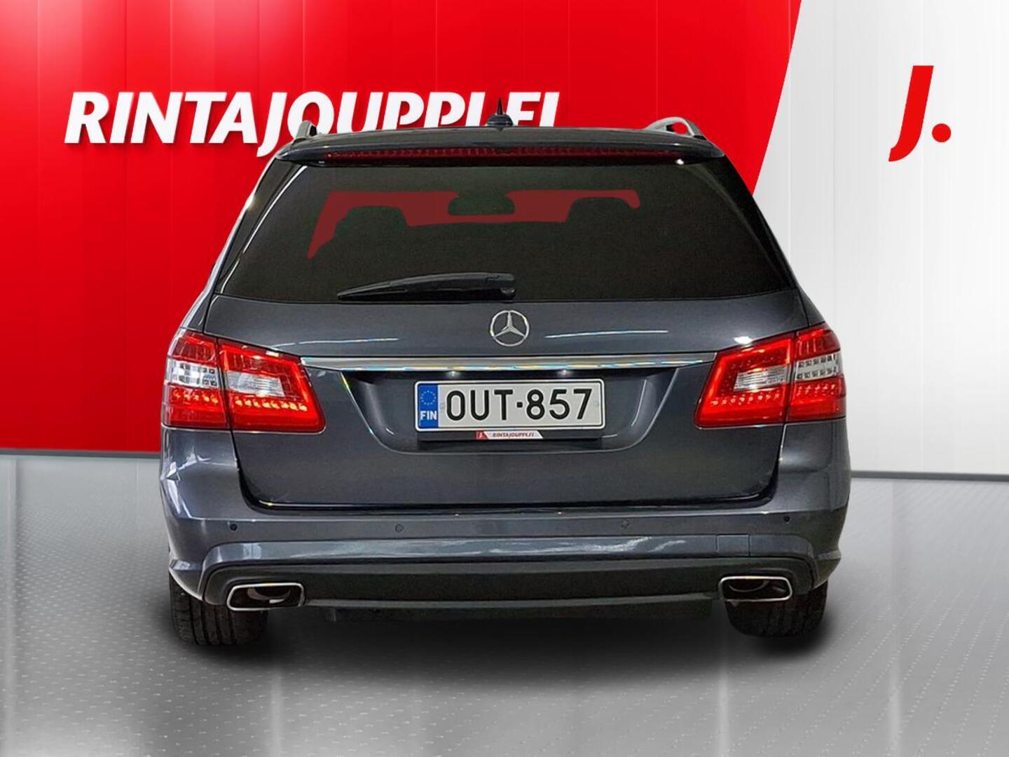 MERCEDES-BENZ E 2012