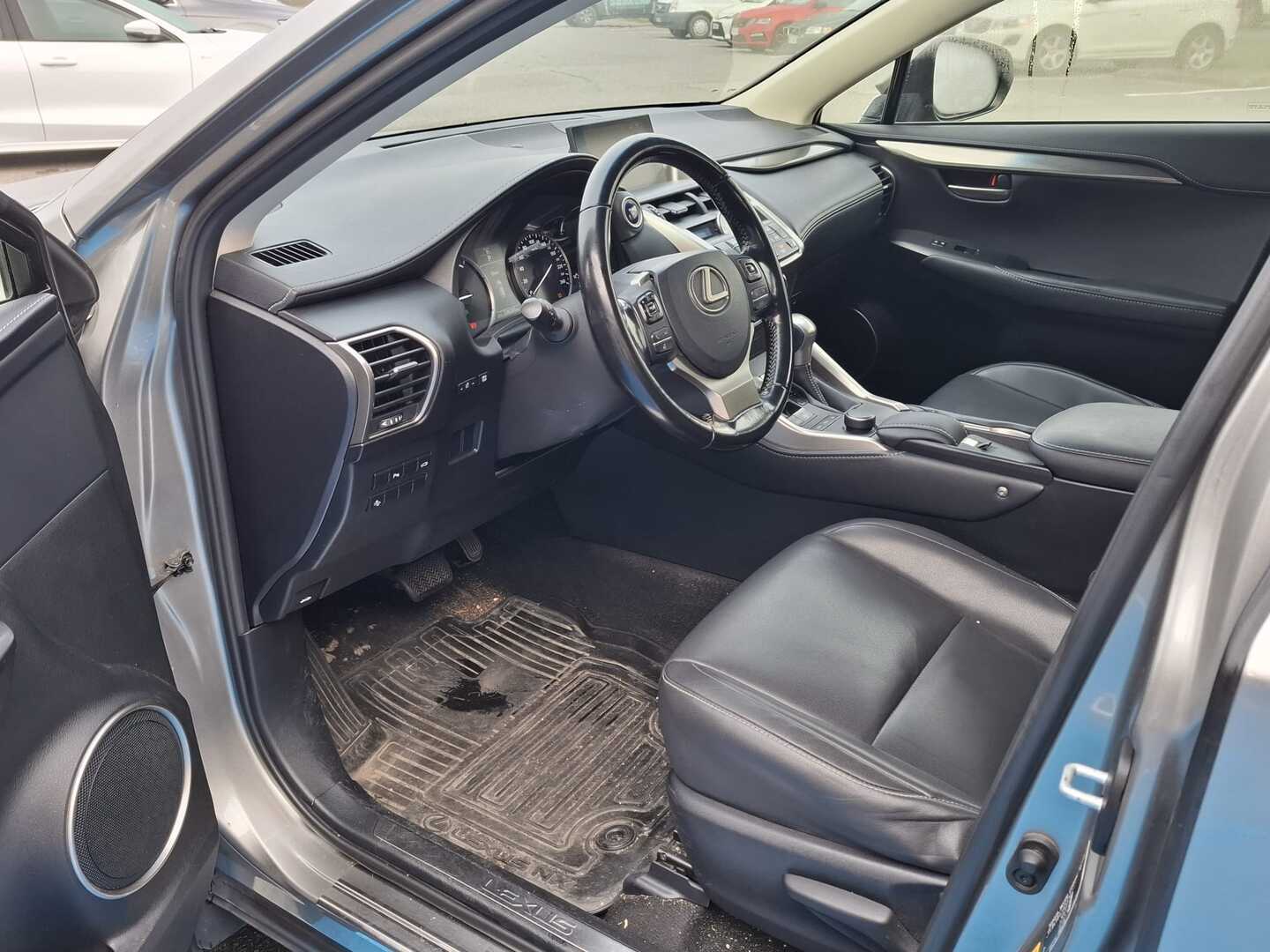 LEXUS NX 2017