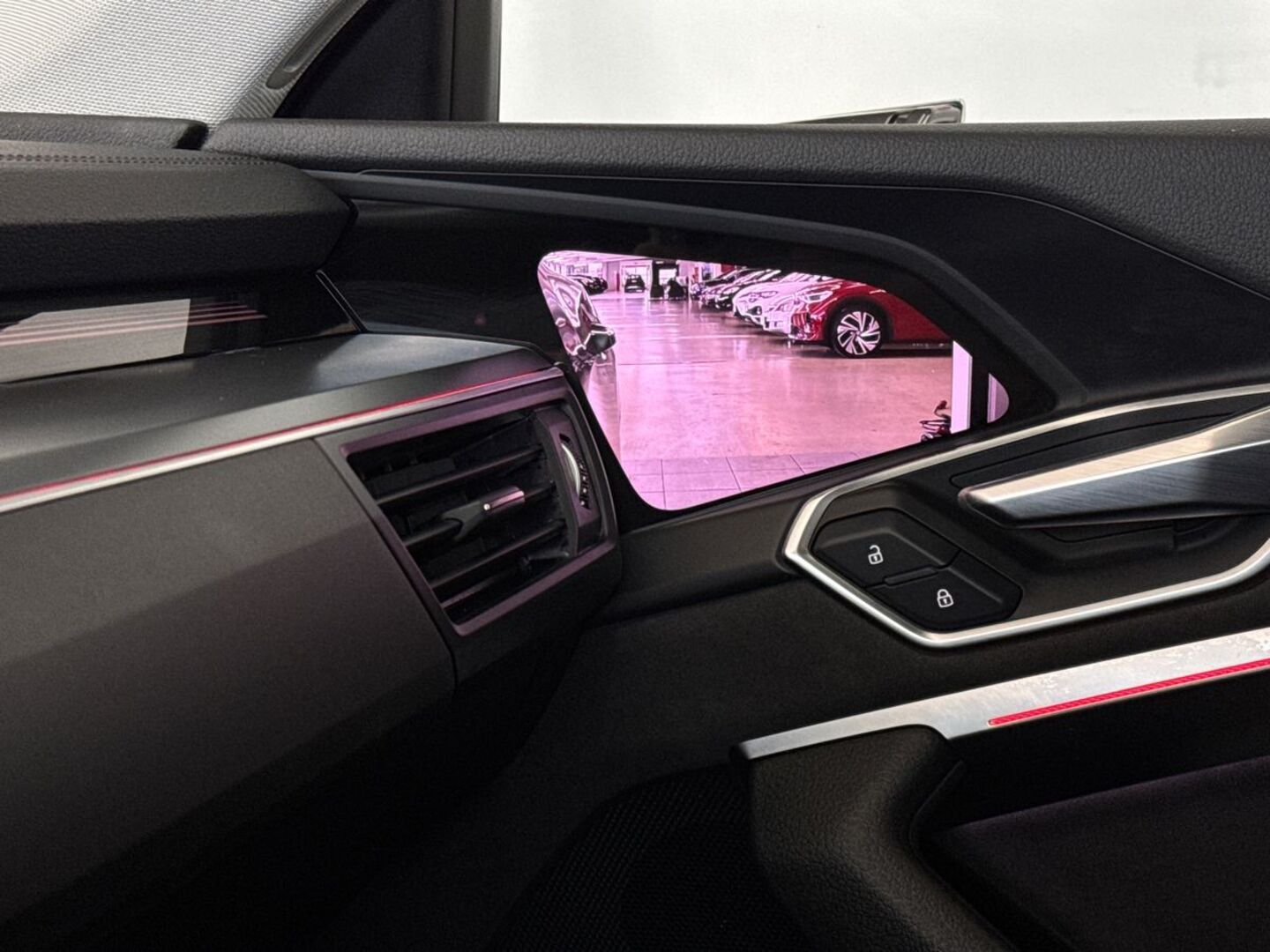 AUDI e-tron 25