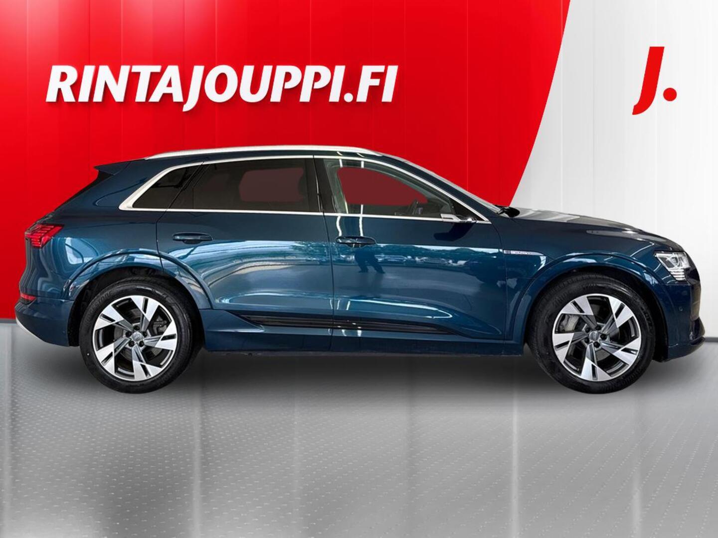 AUDI e-tron 6
