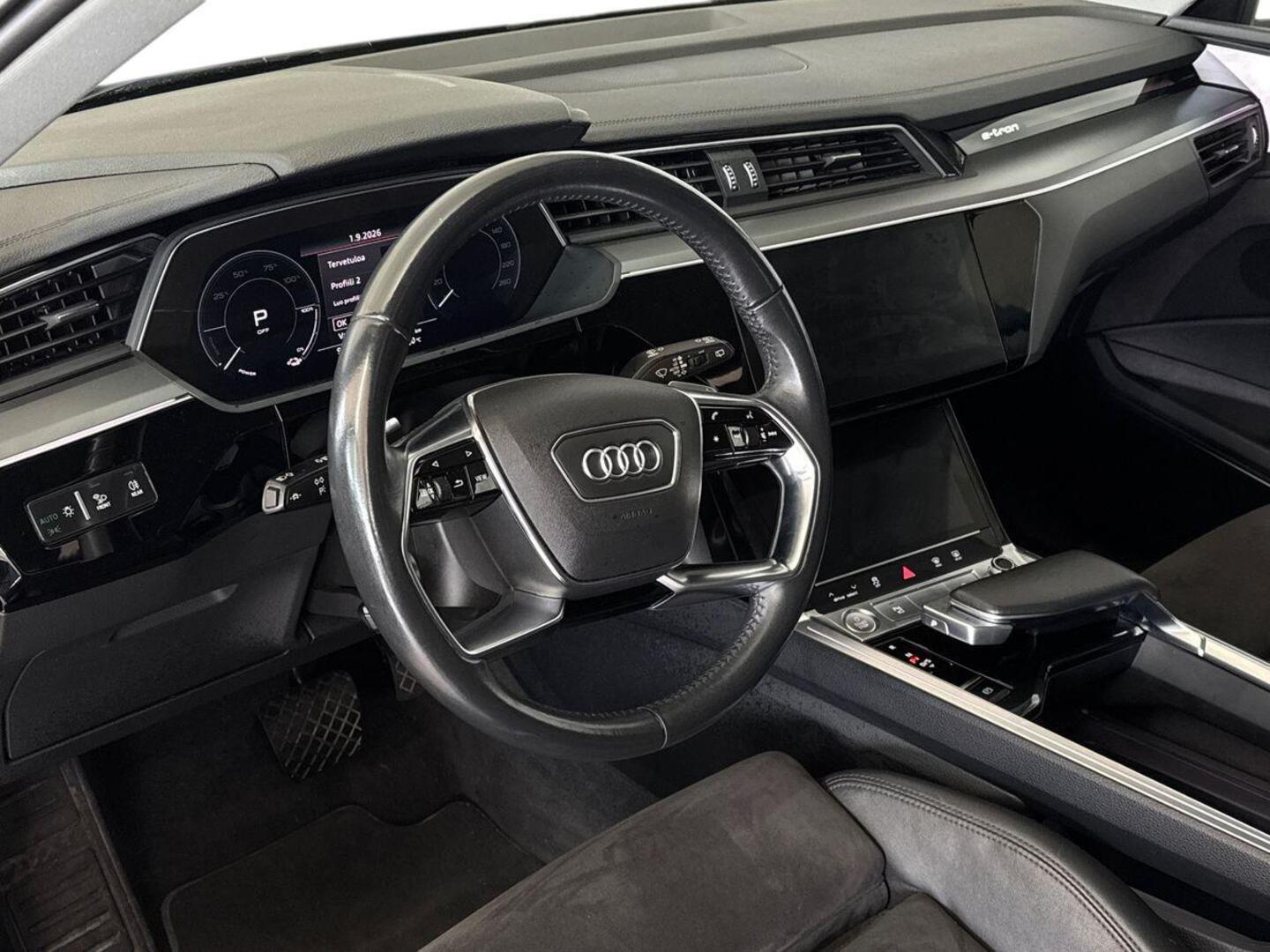 AUDI e-tron 7