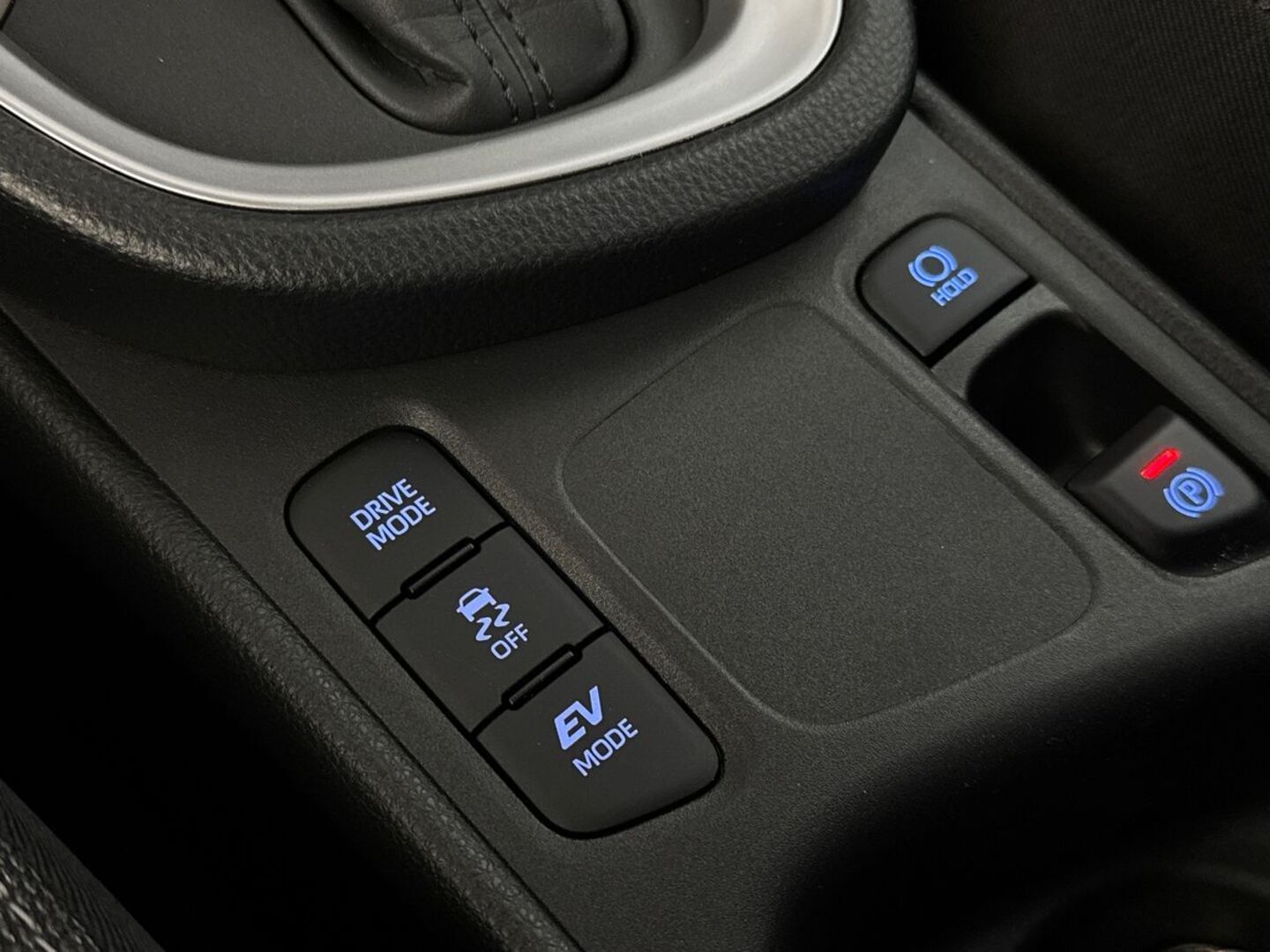 TOYOTA Yaris Cross 2022