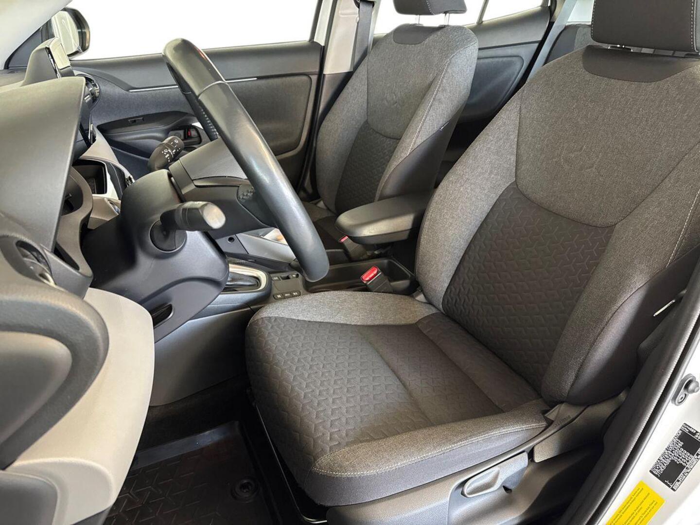 TOYOTA Yaris Cross 2022
