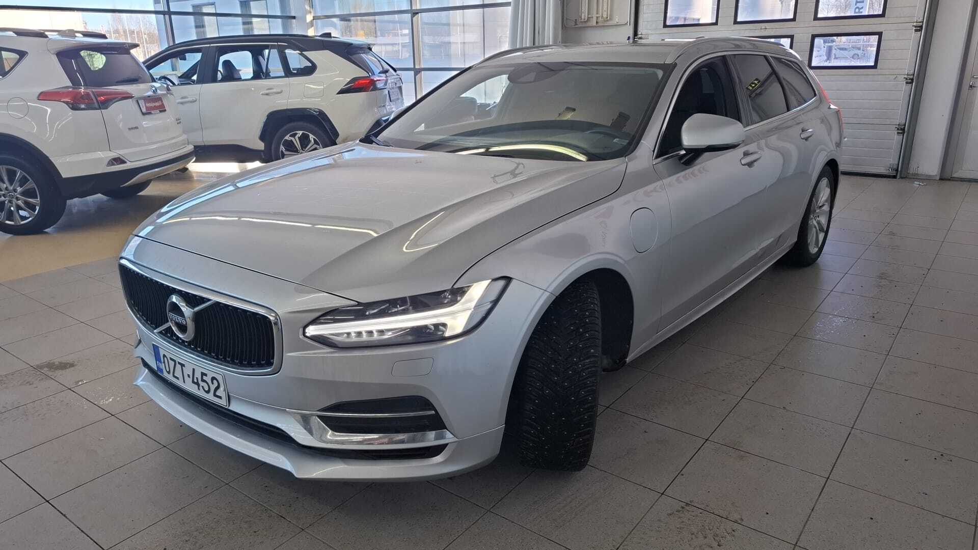 VOLVO V90 2019