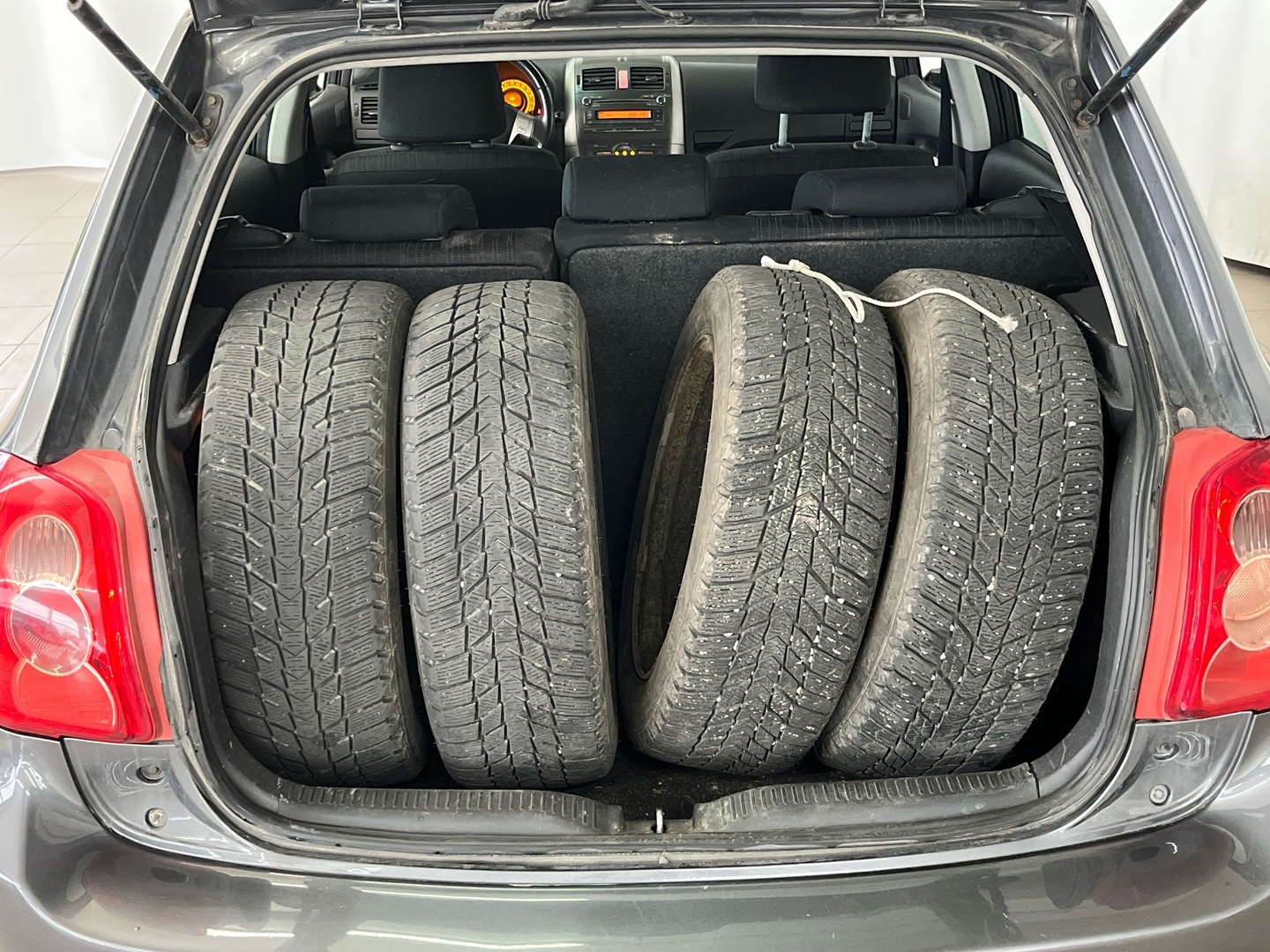 TOYOTA Auris 2007