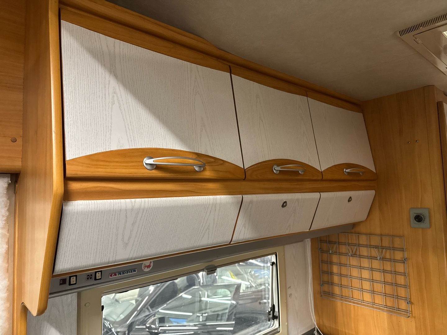 ADRIA Coral 660 DP 2004