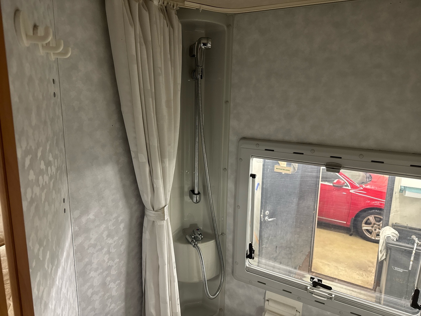 ADRIA Coral 660 DP 2004