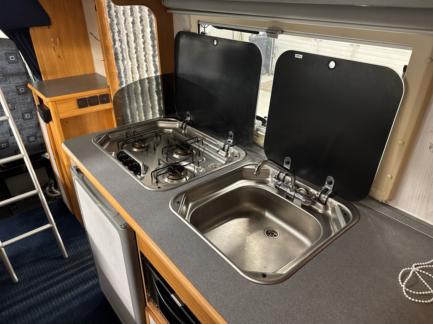 ADRIA Coral 660 DP 2004