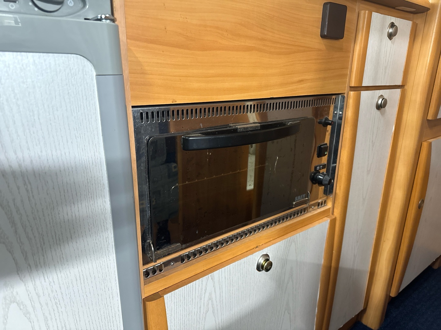 ADRIA Coral 660 DP 2004